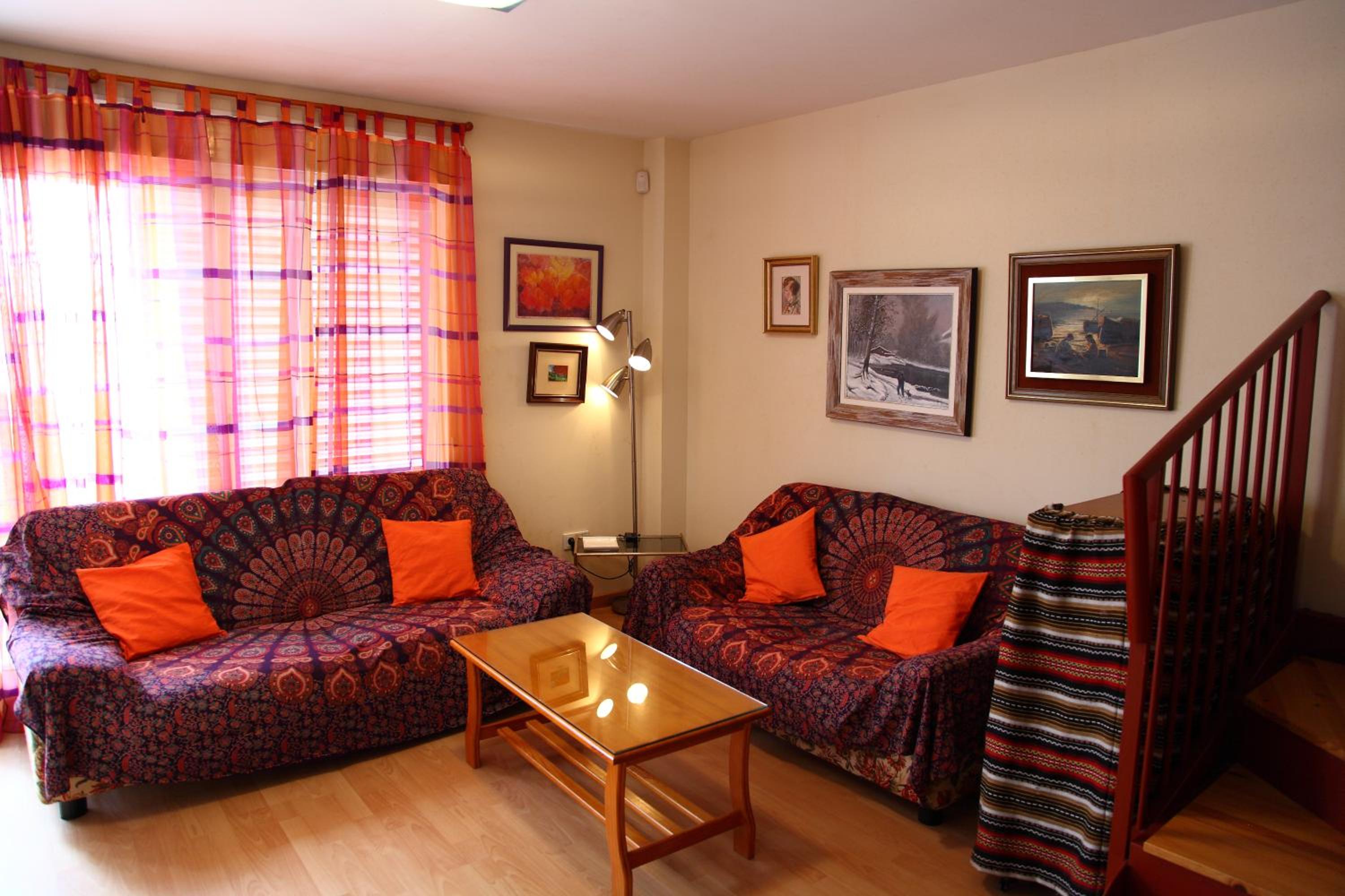 Two-Bedroom House photo 3