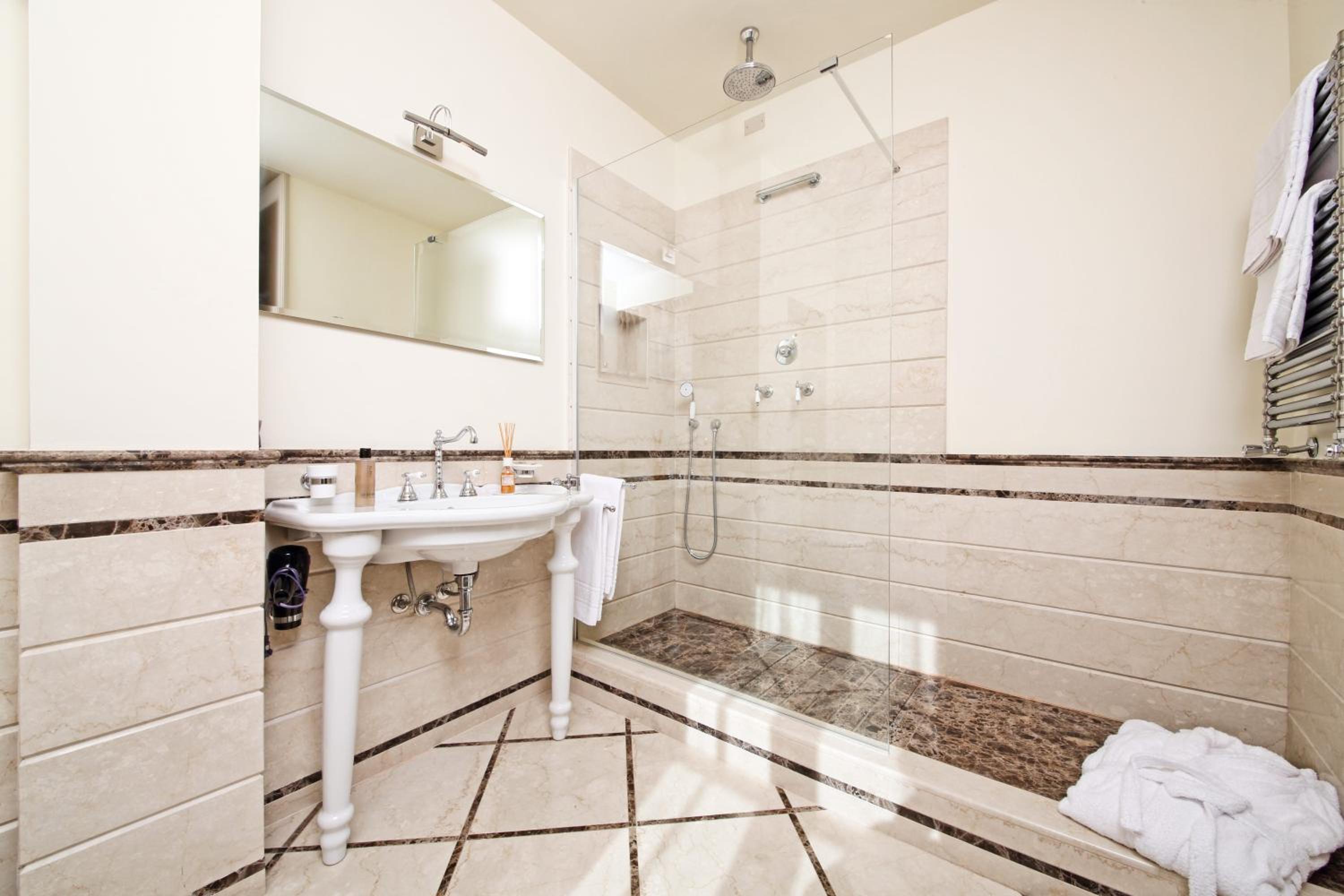 Villa with Private Pool photo 2