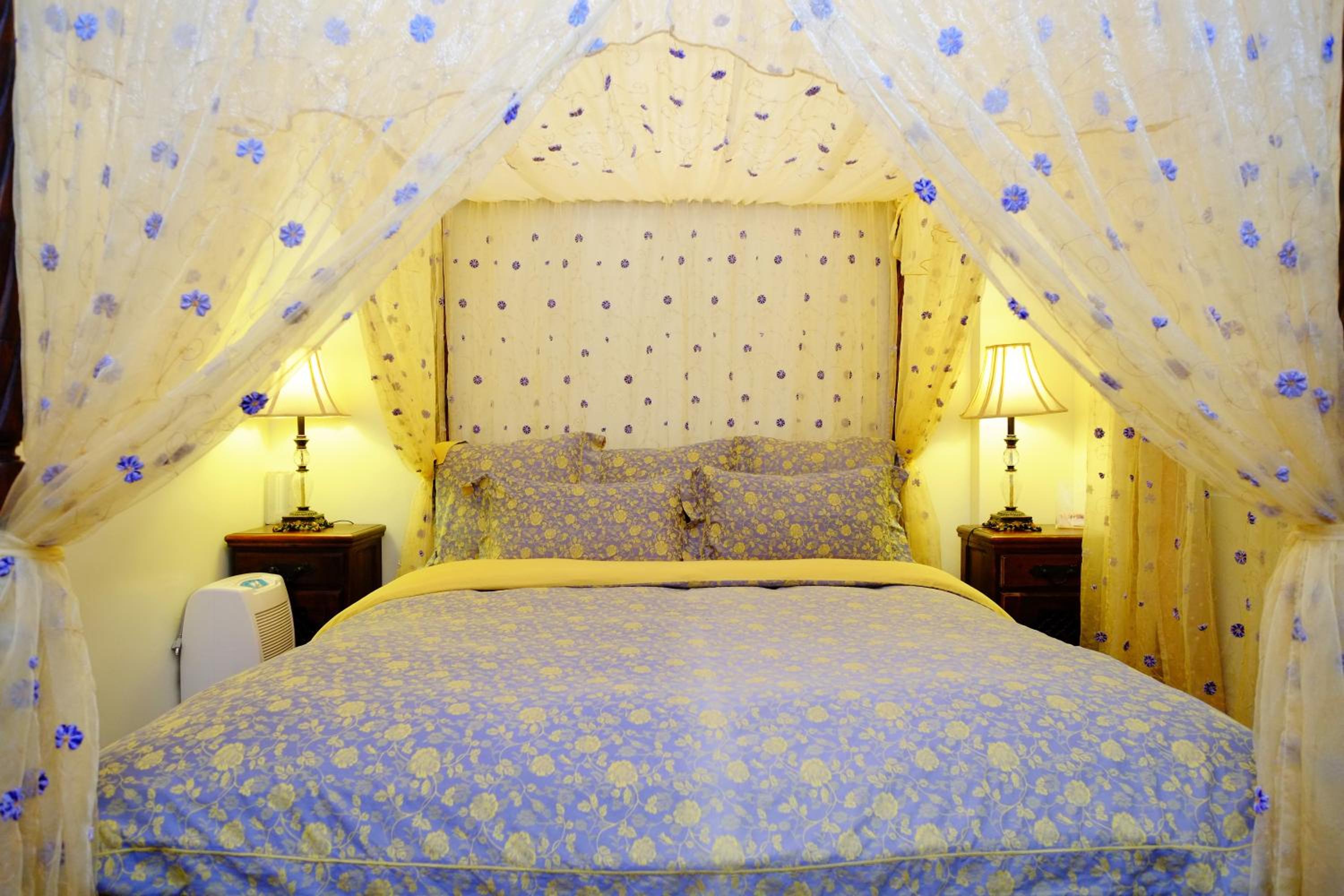 Deluxe Double Room with Bath