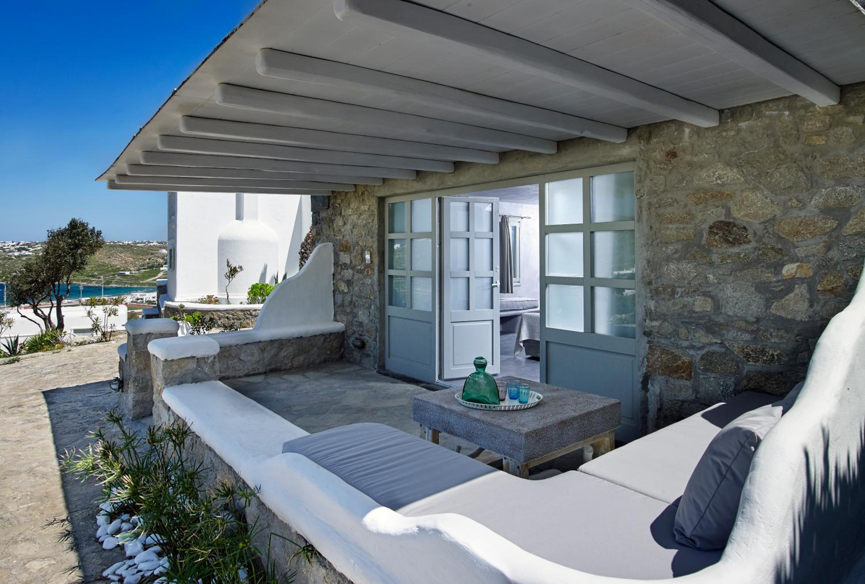 Successful One Bedroom Studio Sea View - Photo 5