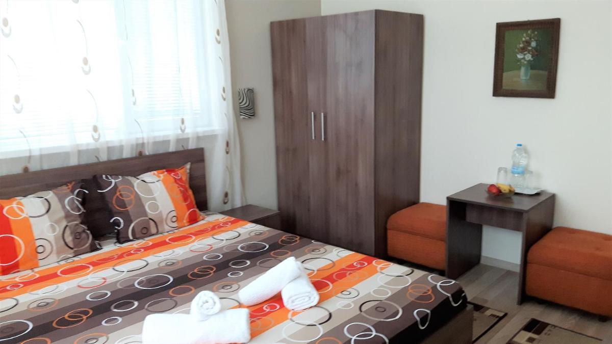 Double Room with Balcony photo 2