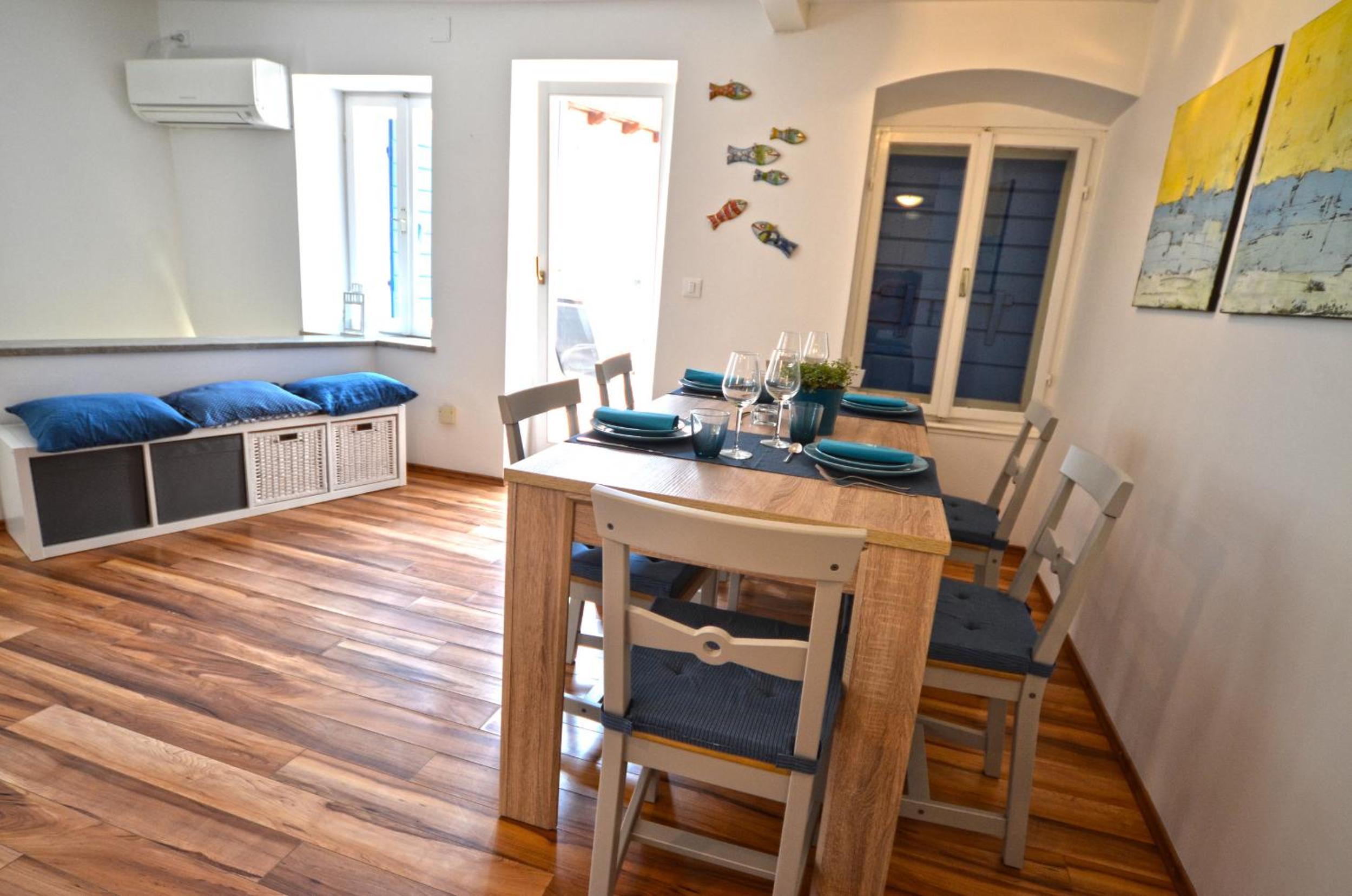 Apartment with Balcony