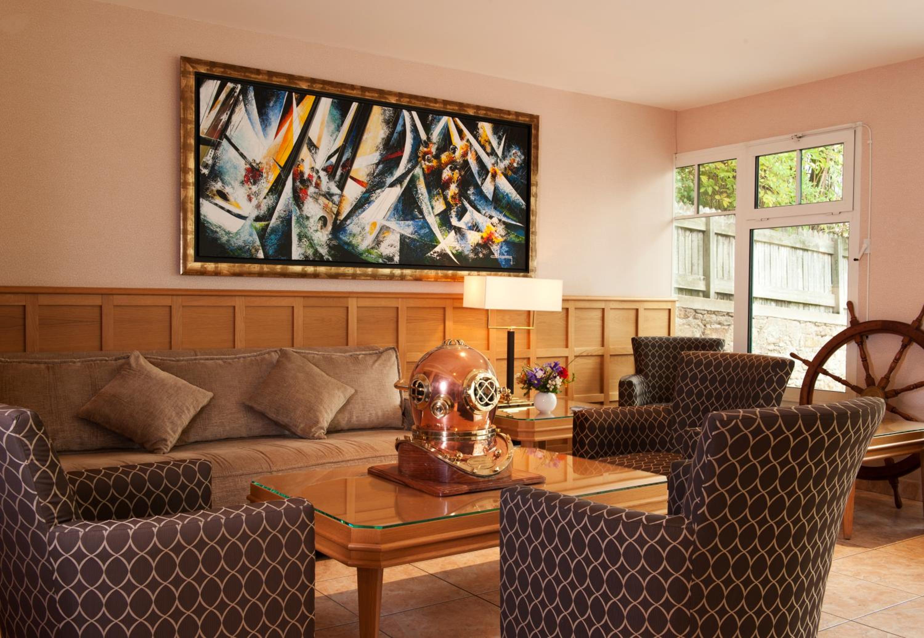 Standard Twin Room - Photo 4