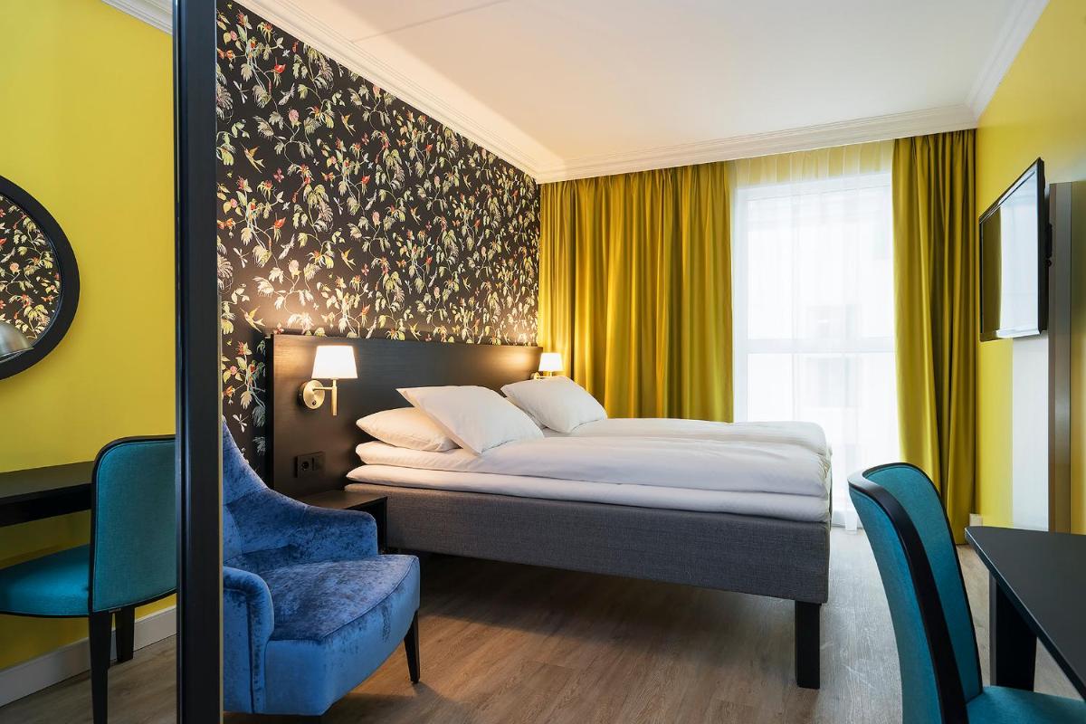 Standard Queen Room photo 1