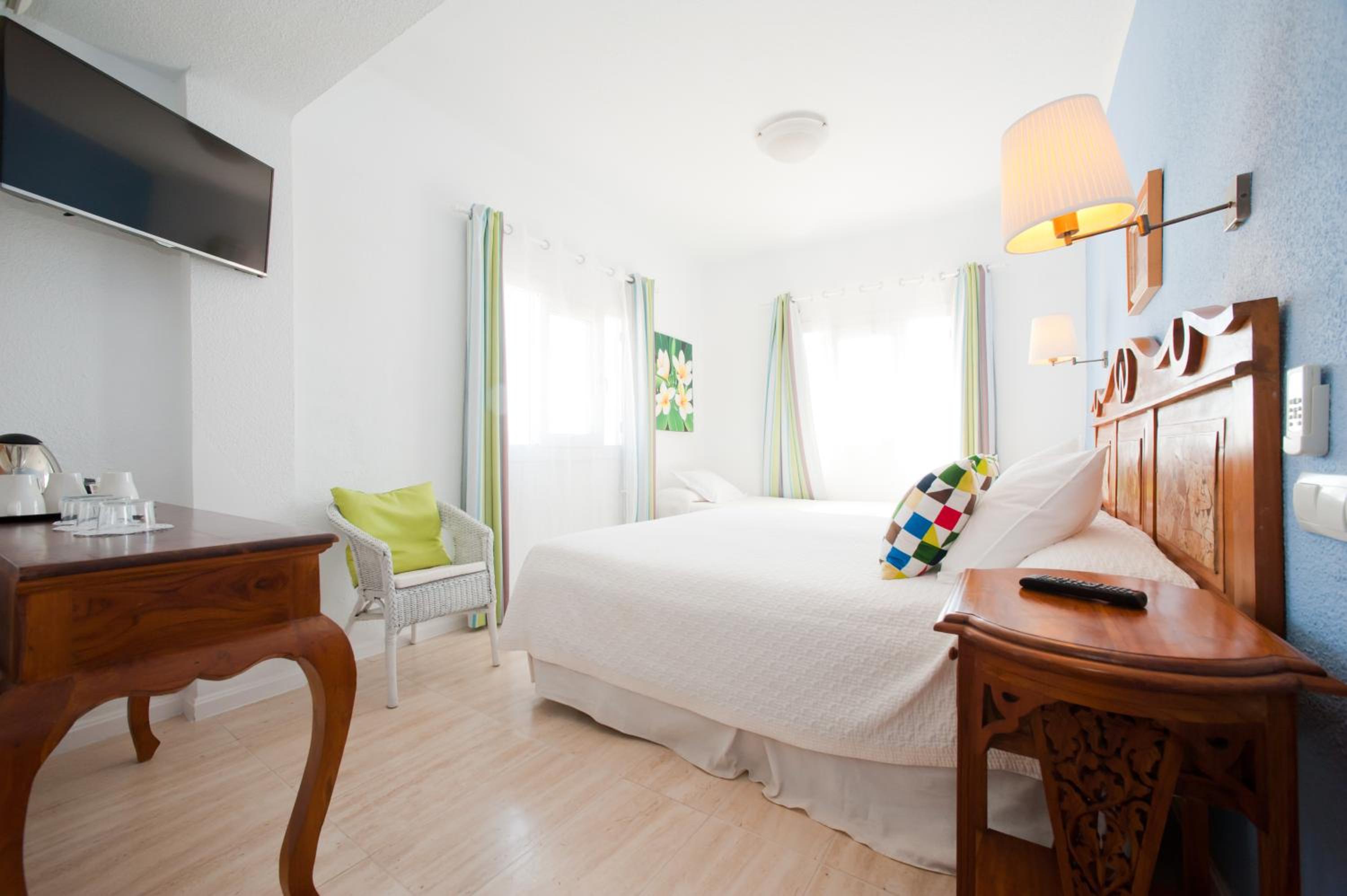 Triple Room - Photo 1