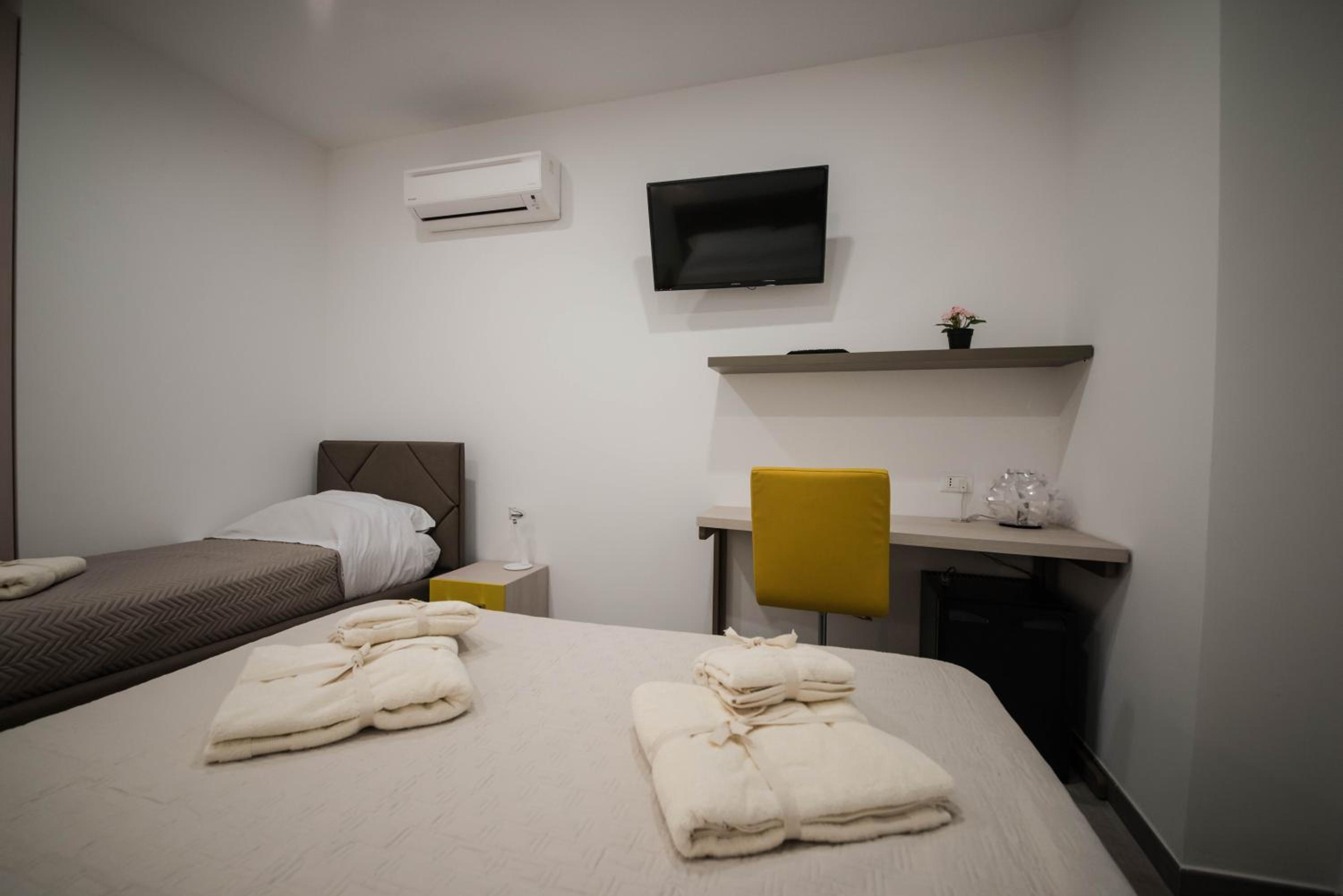 Comfort Triple Room