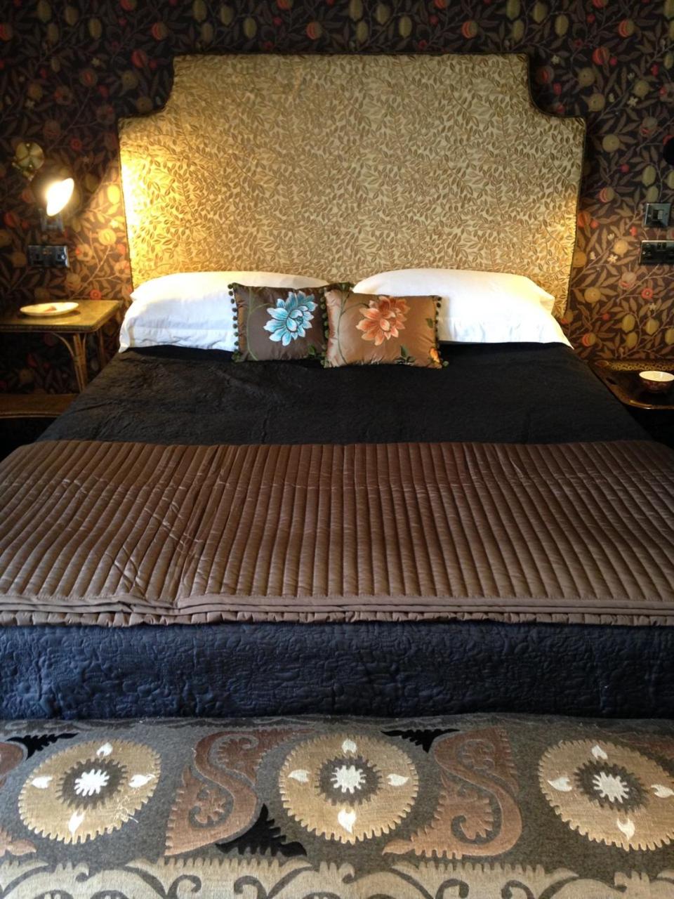 Deluxe Queen Room photo 3