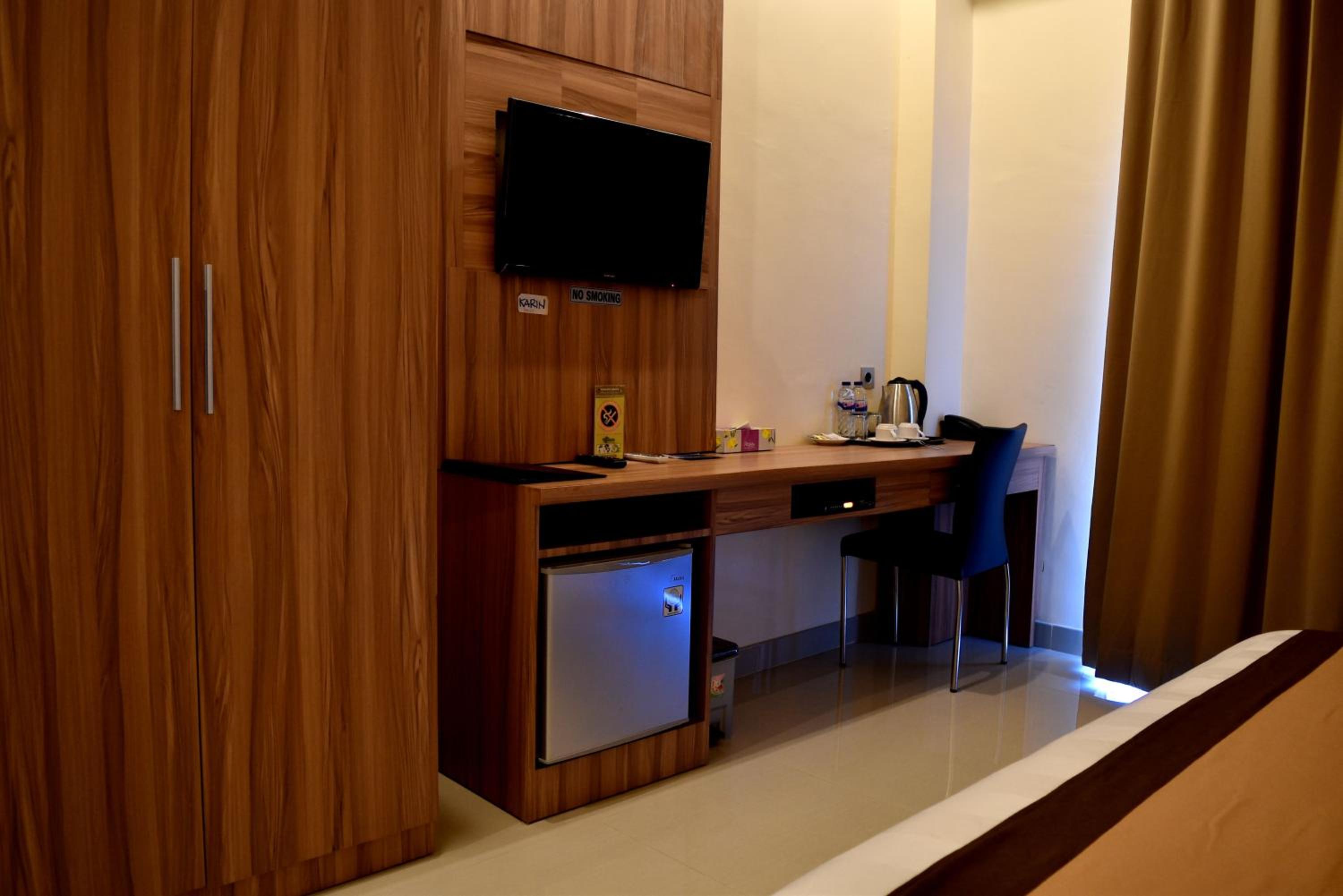 Deluxe Double Room - Photo 8