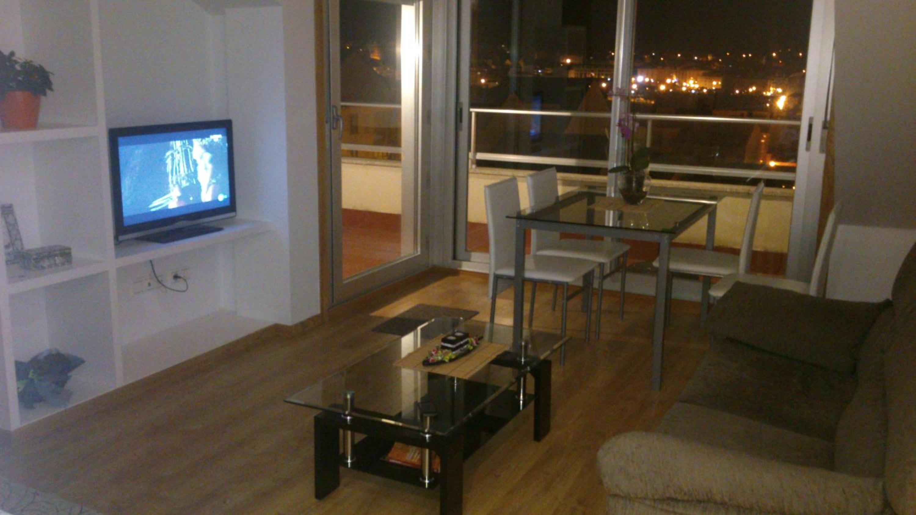 Ático con Balcón y Vista al Mar