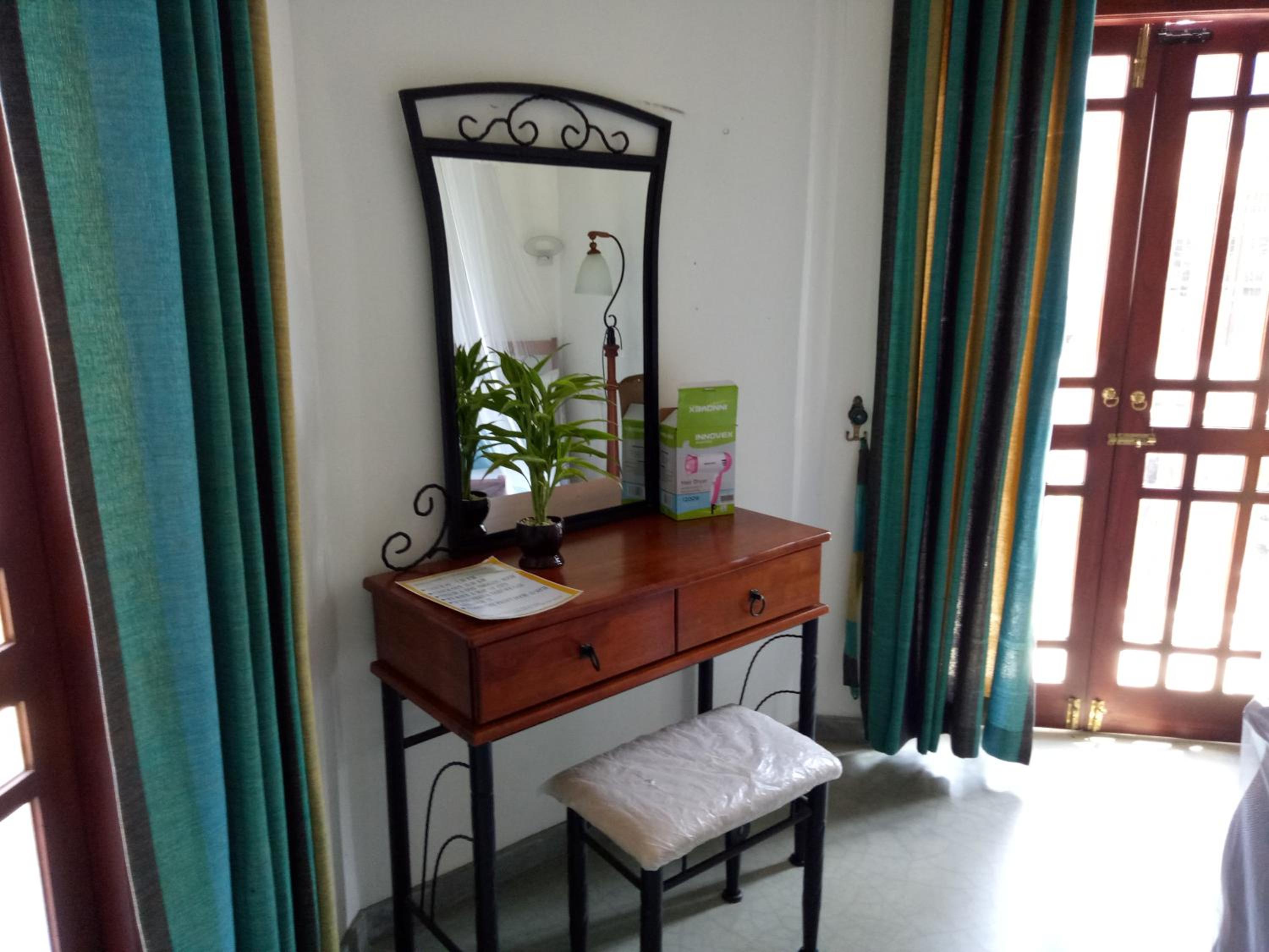 Deluxe Double Room with Free 24 hours Check-in & Check-out photo 2