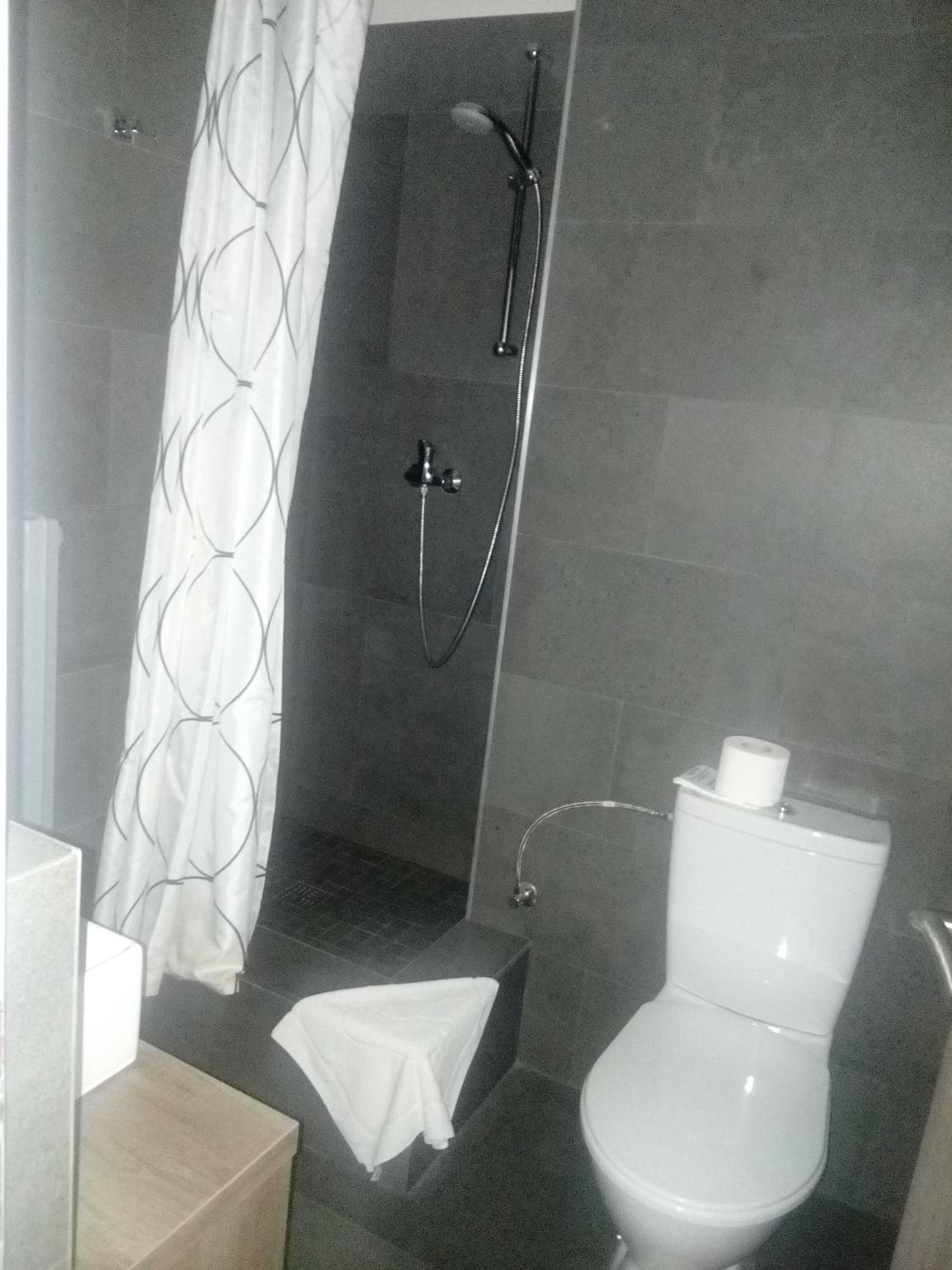 Standard Double Room photo 3