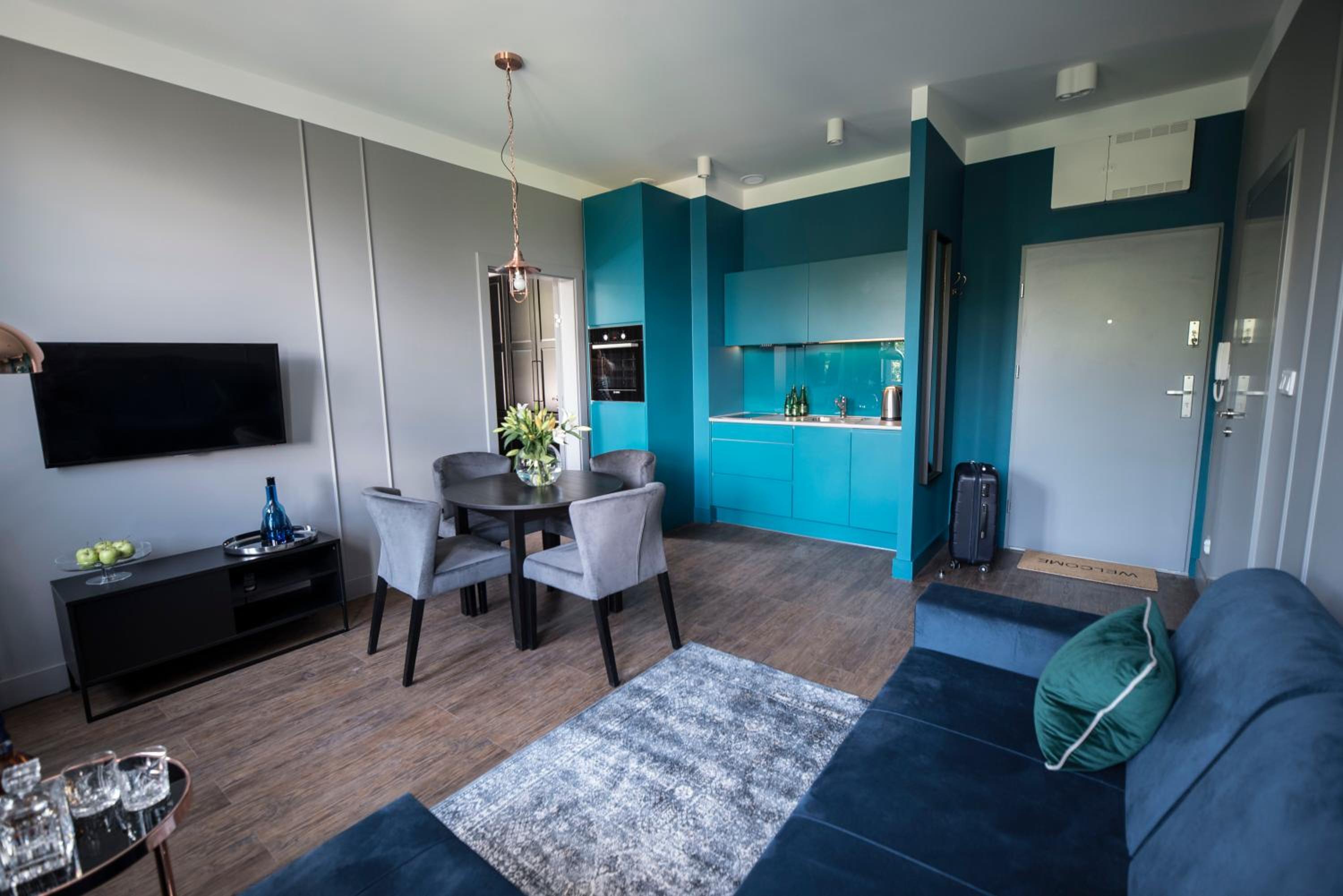 One-Bedroom Apartment - Photo 15