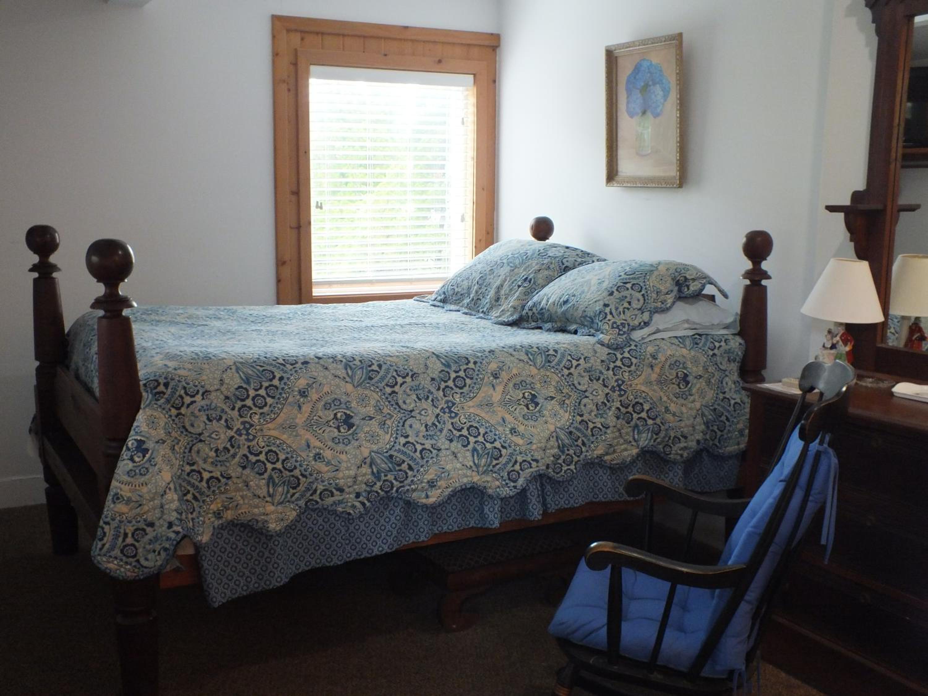 Queen Room - Non-Smoking - Photo 1