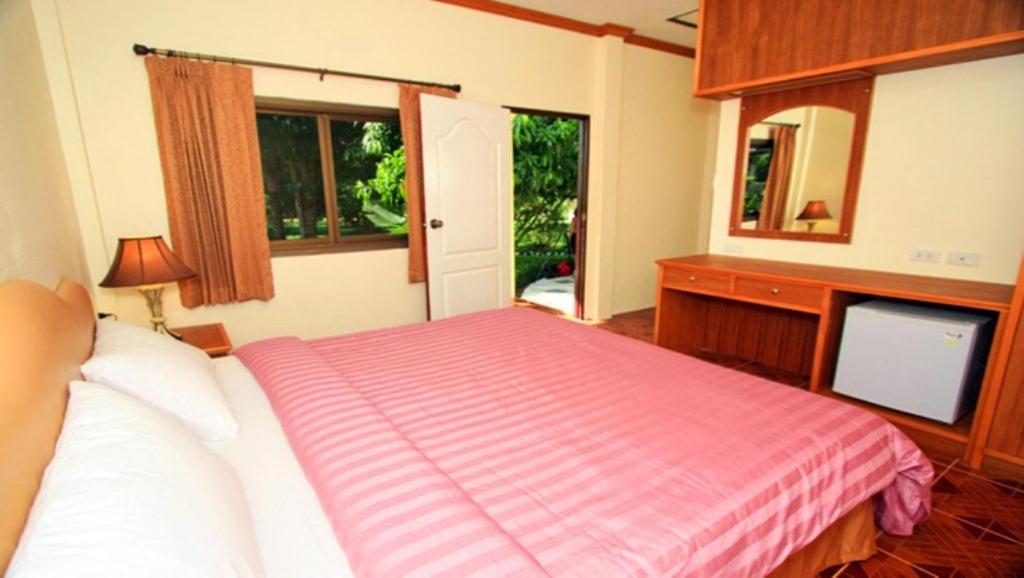 Bungalow with Garden View - Double Bed - Photo 7
