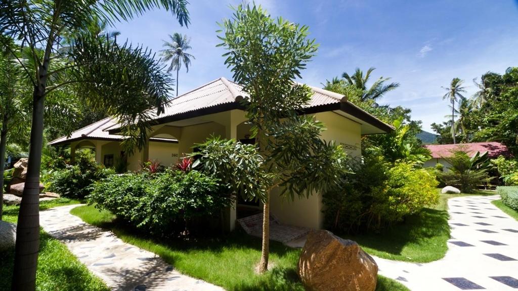 Bungalow with Garden View - Double Bed - Photo 2