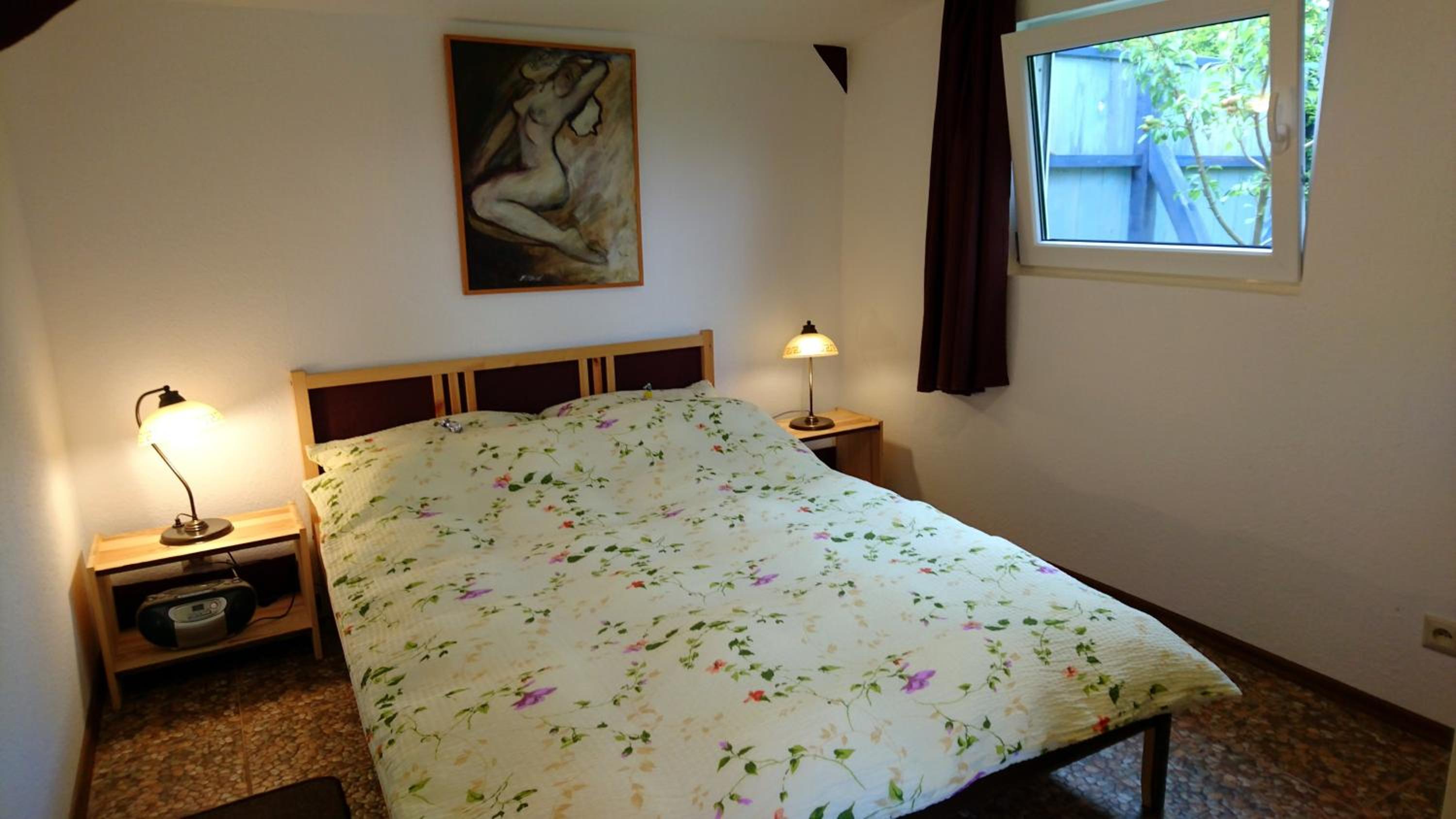 Wooden One-Bedroom Chalet photo 1