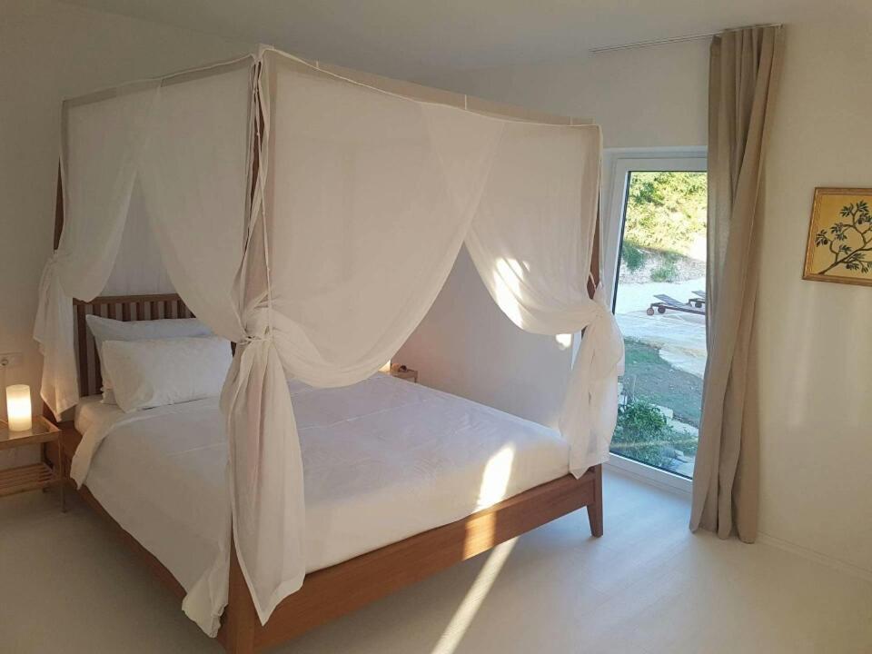 Villa with Private Pool photo 1