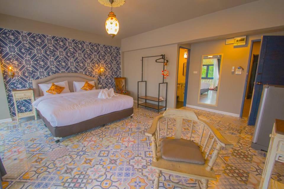 Superior Double Room with Balcony - Photo 2