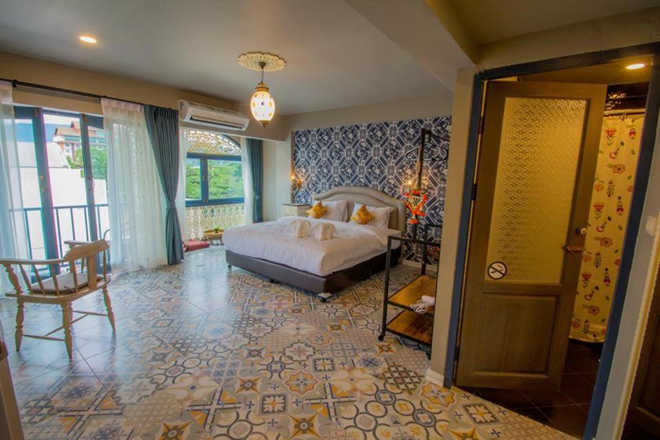 Superior Double Room with Balcony - Photo 3