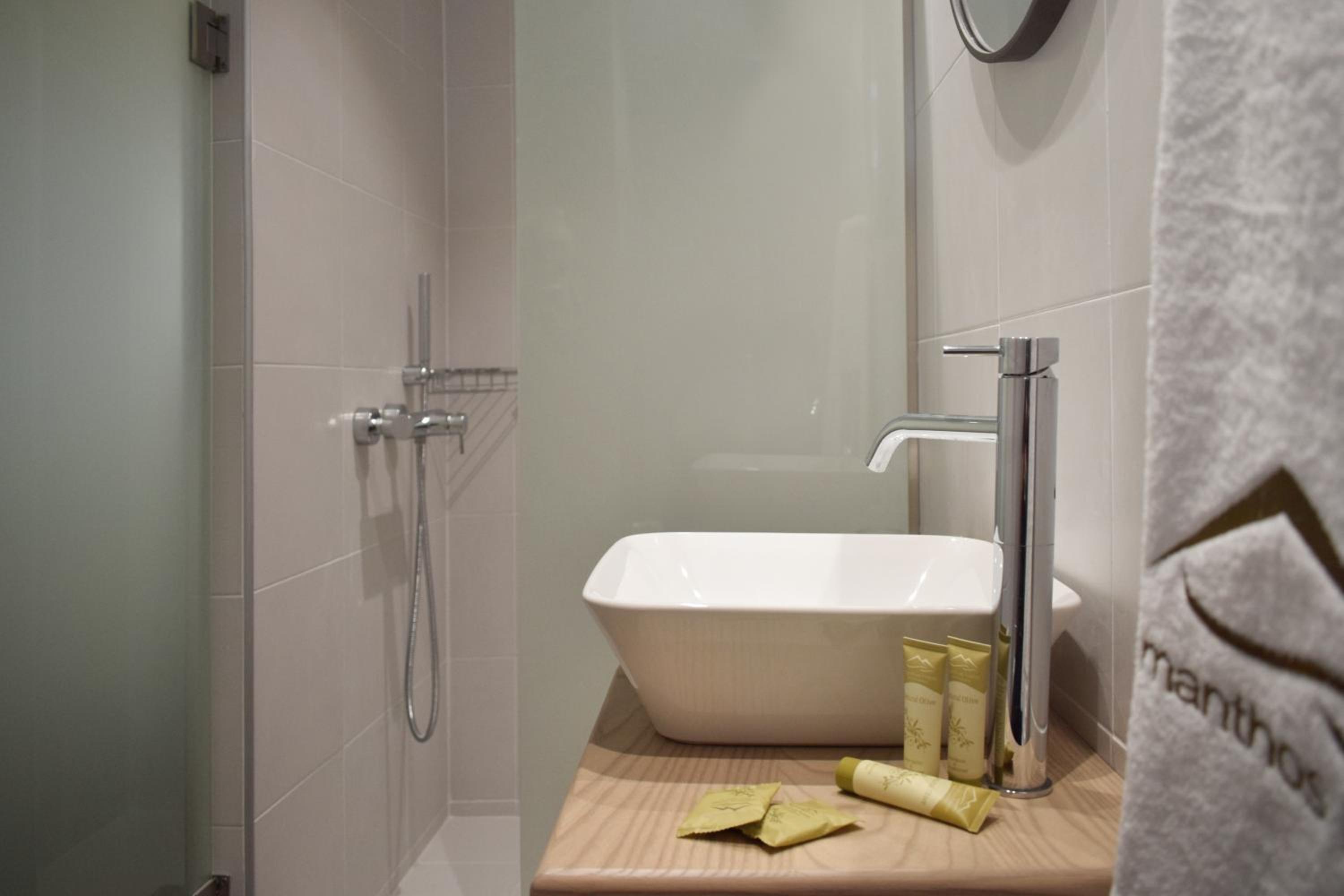 Executive Double with Sea View - Photo 11