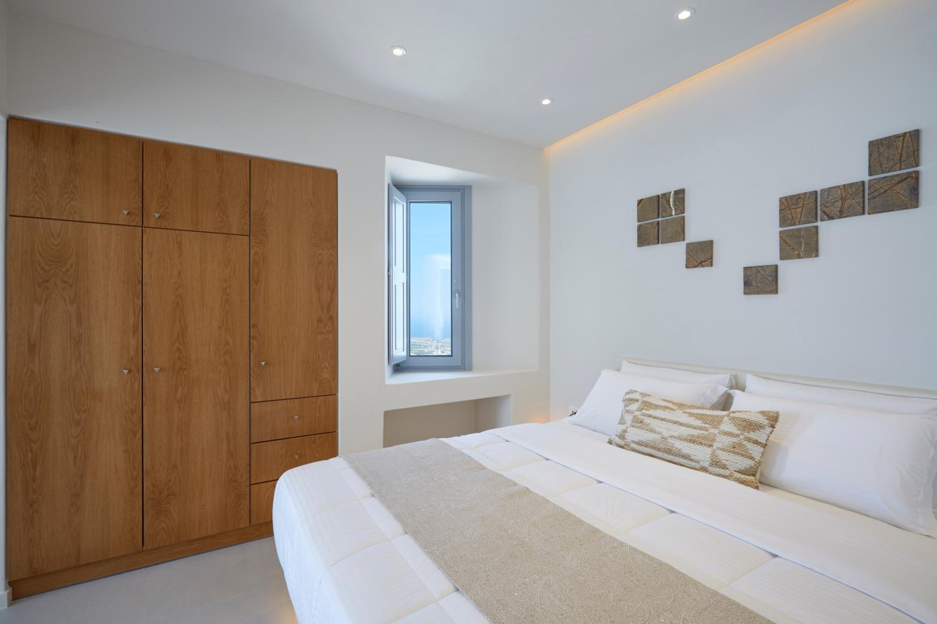 Deluxe Suite with Private Pool and Sea View