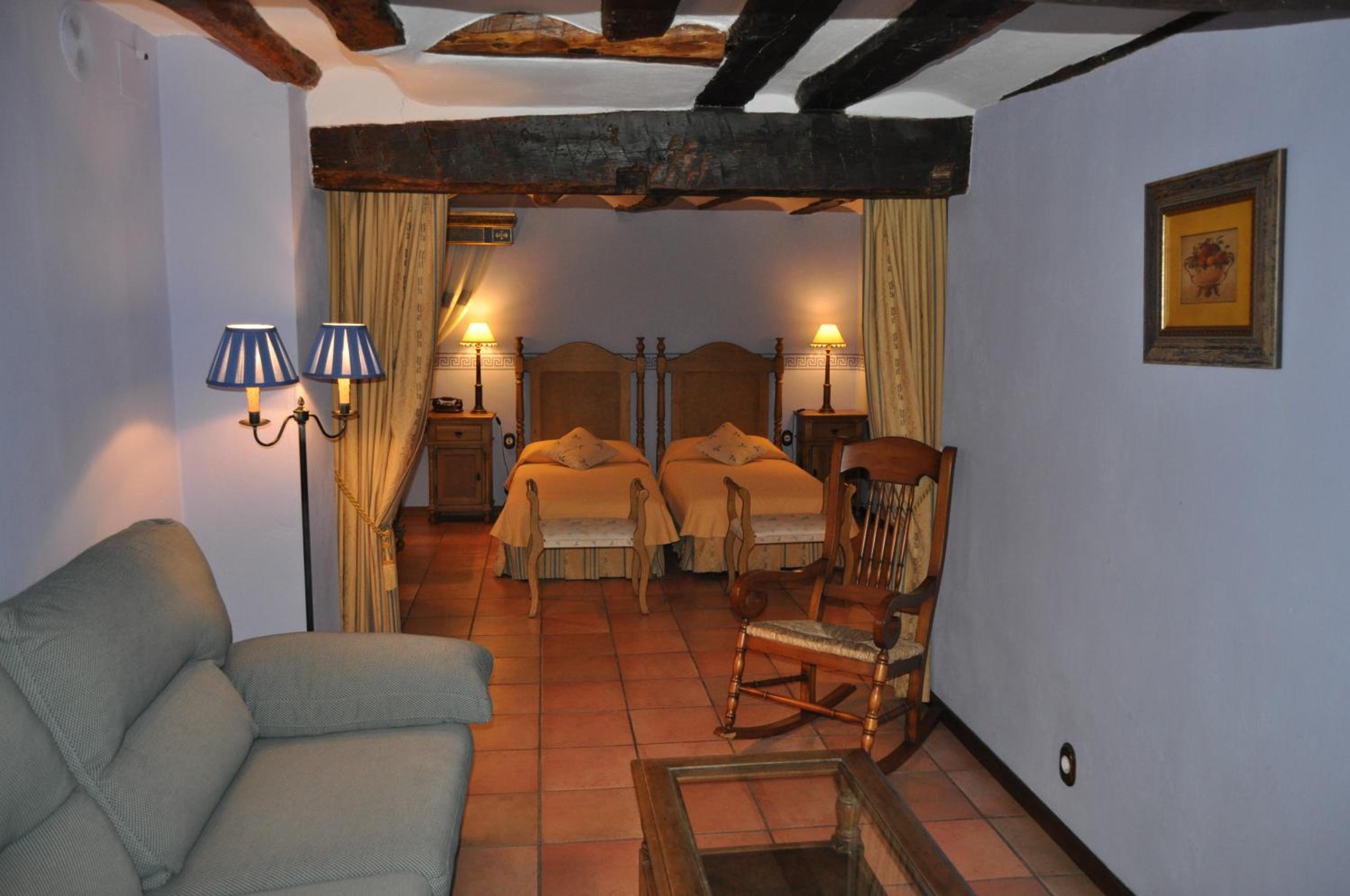 Superior Double or Twin Room photo 2