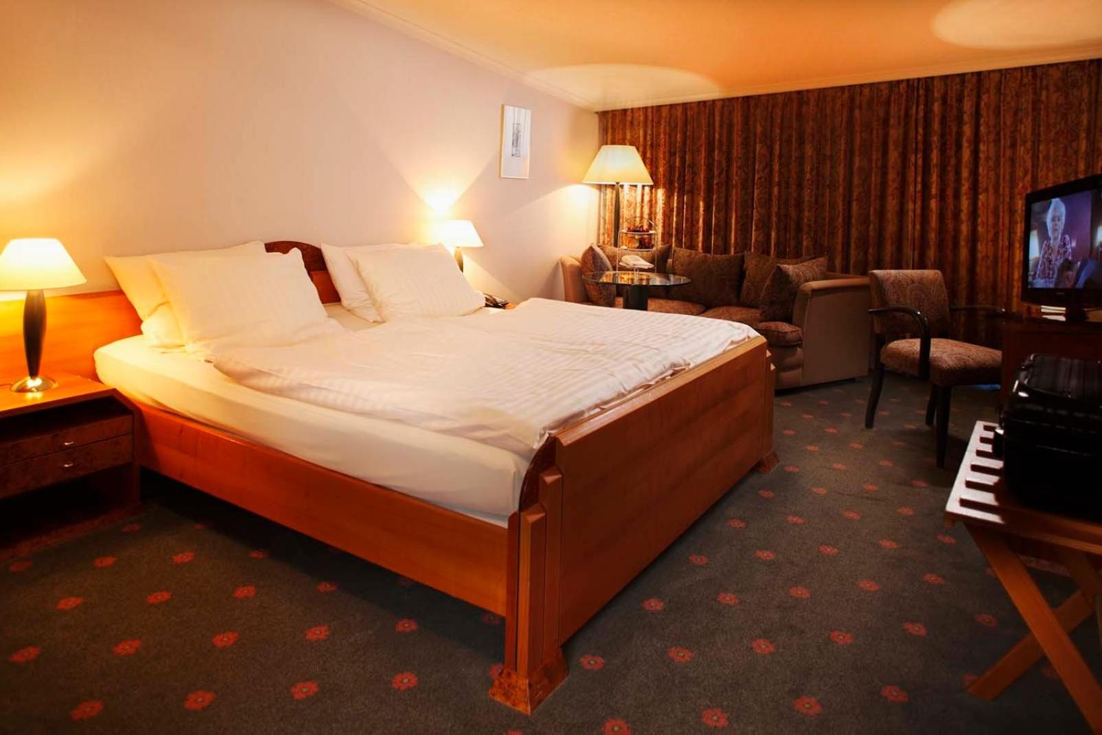 Comfort Double Room with Balcony for Single Use thumbnail 5
