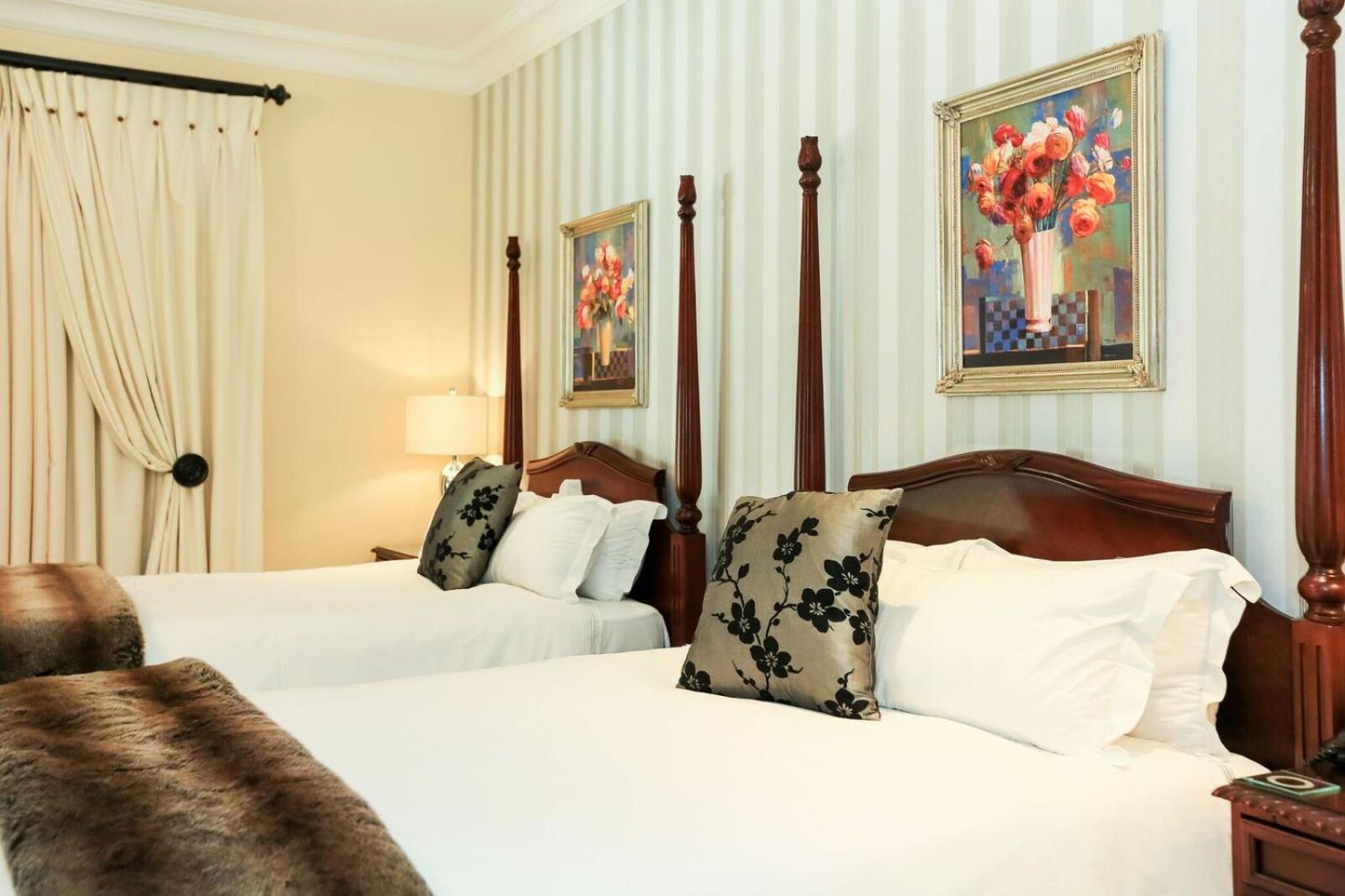 Twin/Double Room photo 2