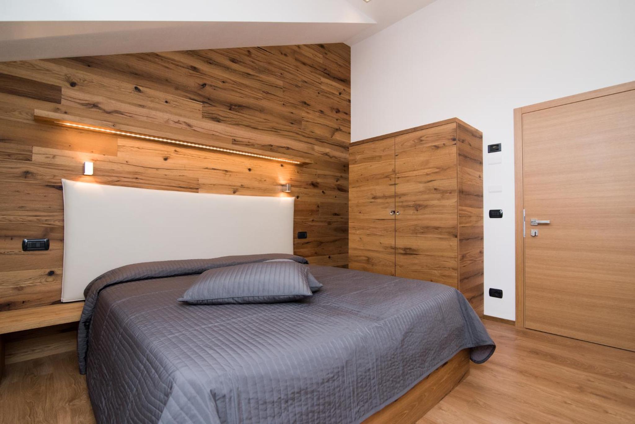 Deluxe Double Room - Photo 10