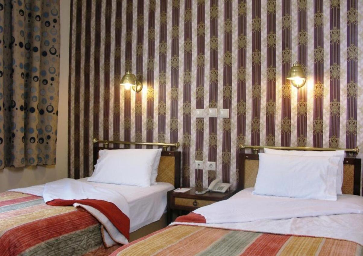 Double or Twin Room - Photo 14