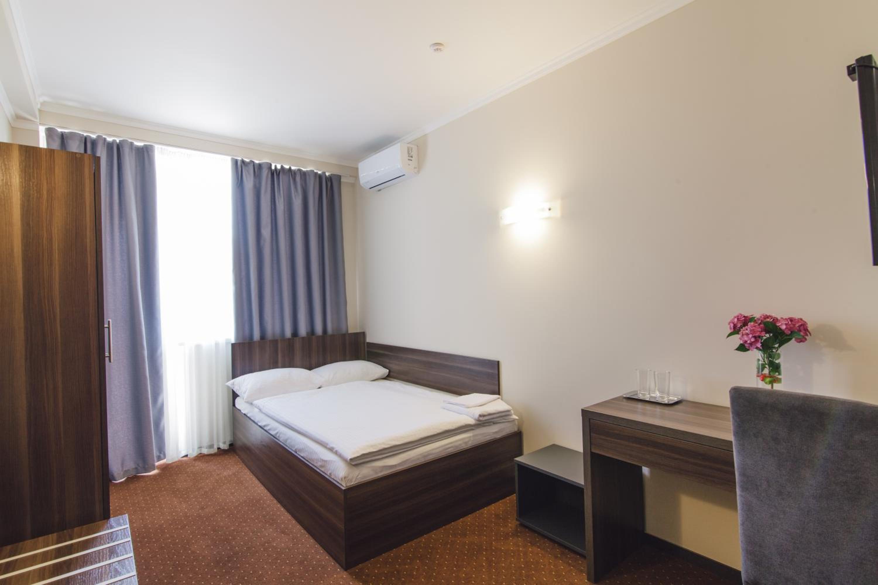 Single Room with Balcony photo 1