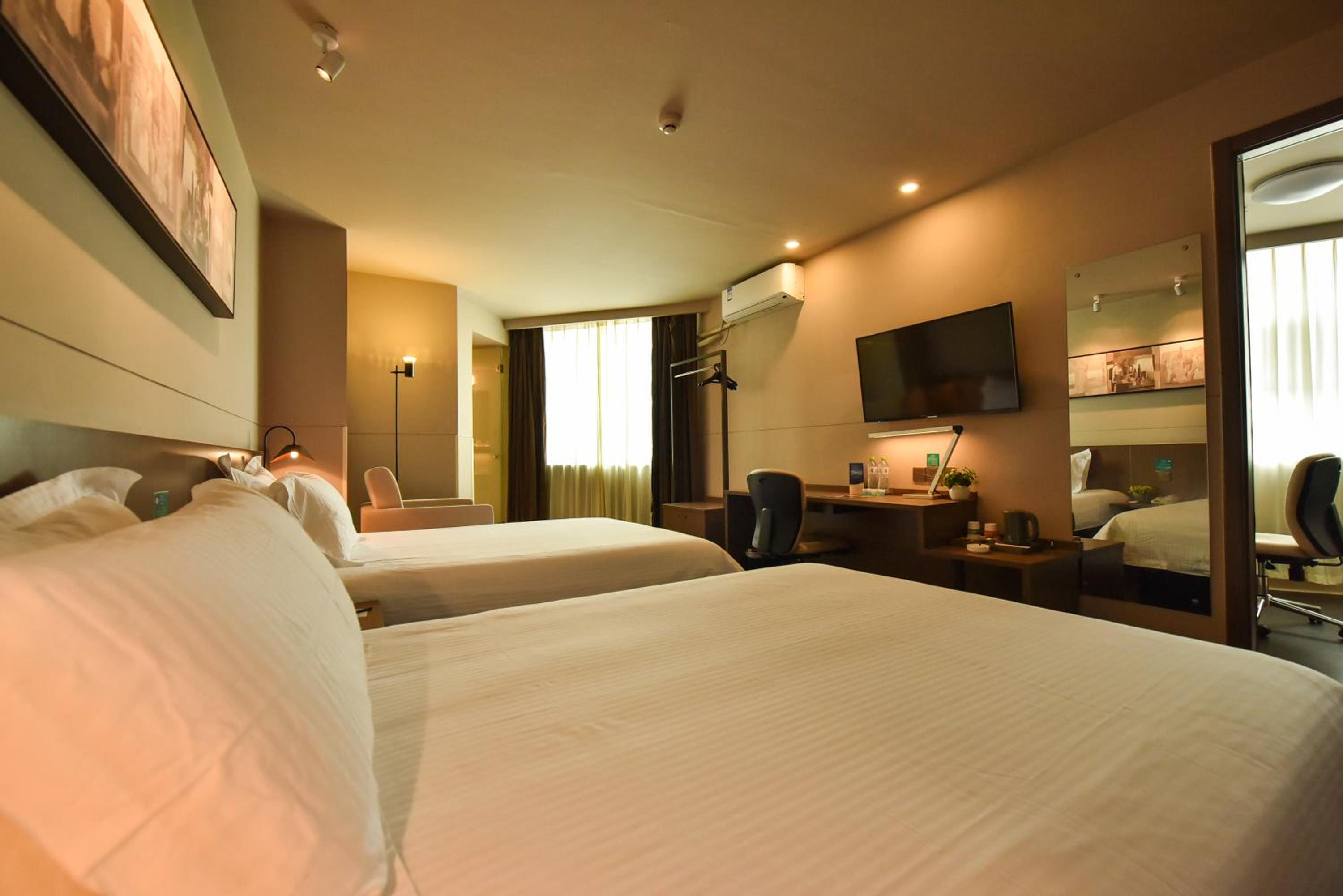 Business Twin Room A photo 2