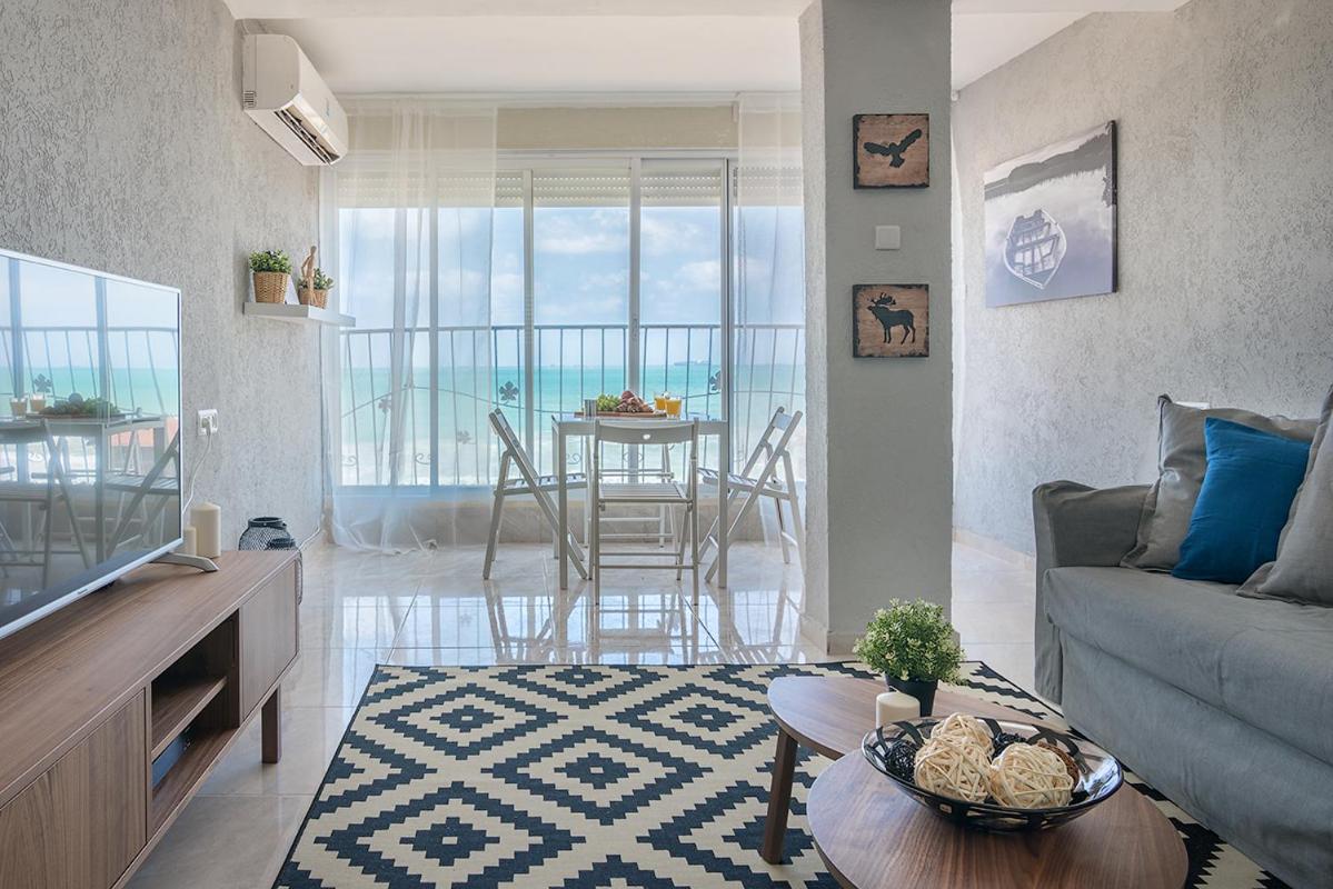 Apartment with Sea View photo 3