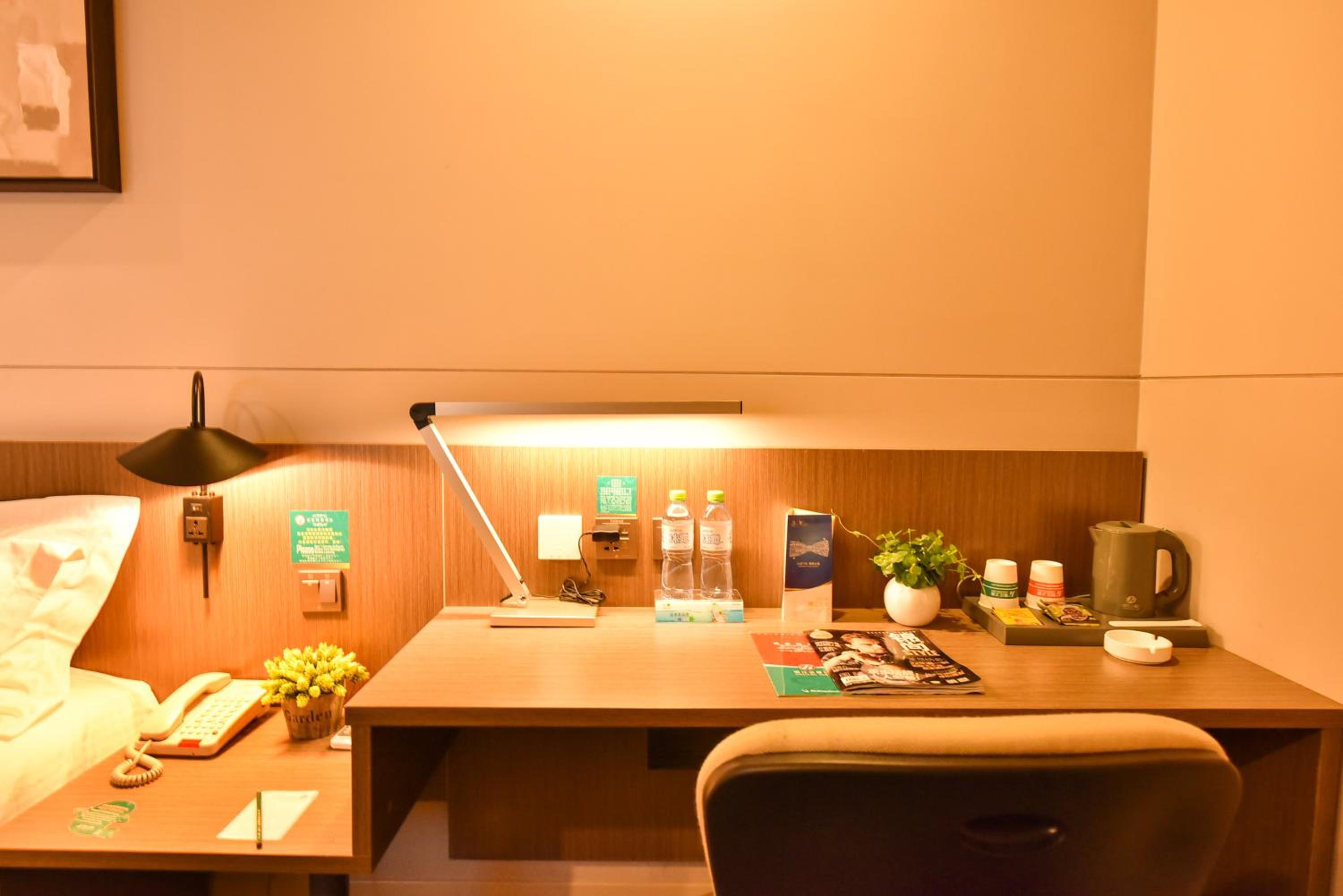 Business Twin Room C
