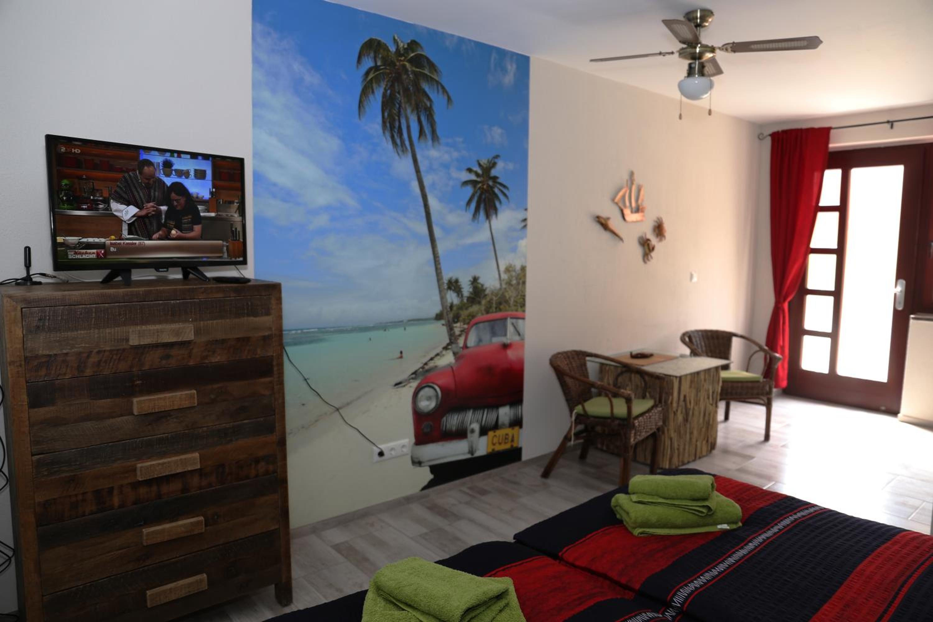 Triple Room with Bathroom photo 1