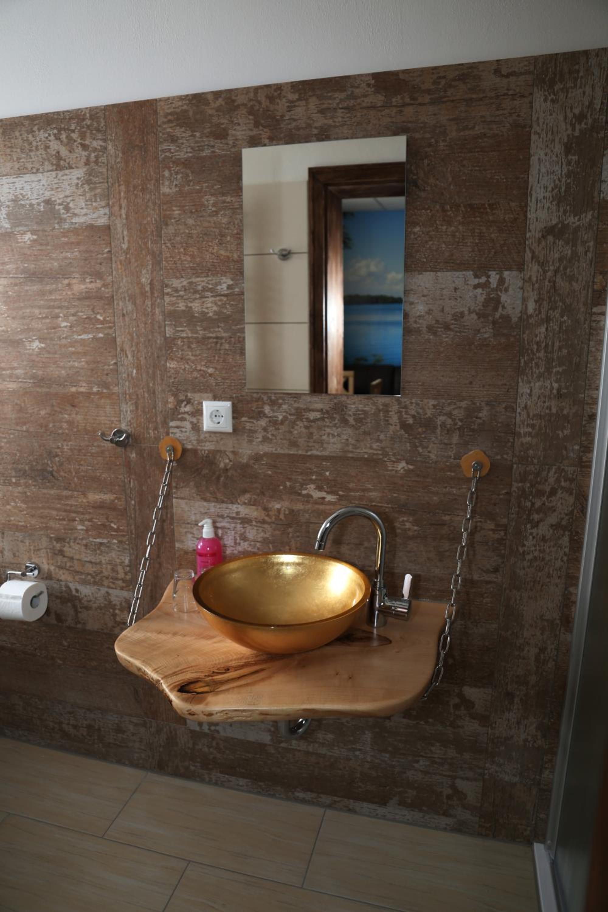Triple Room with Bathroom photo 3