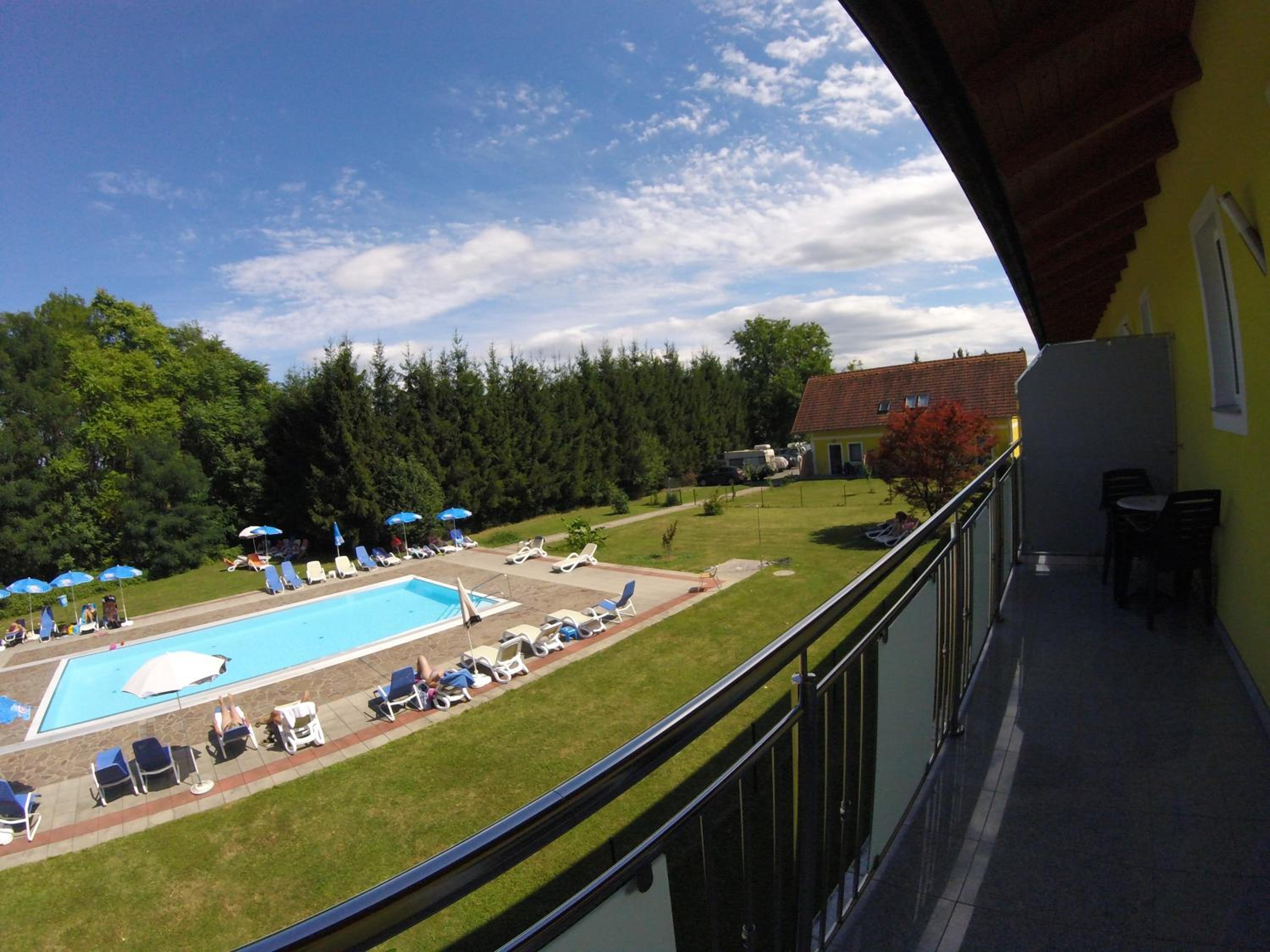 Double Room with Balcony photo 3