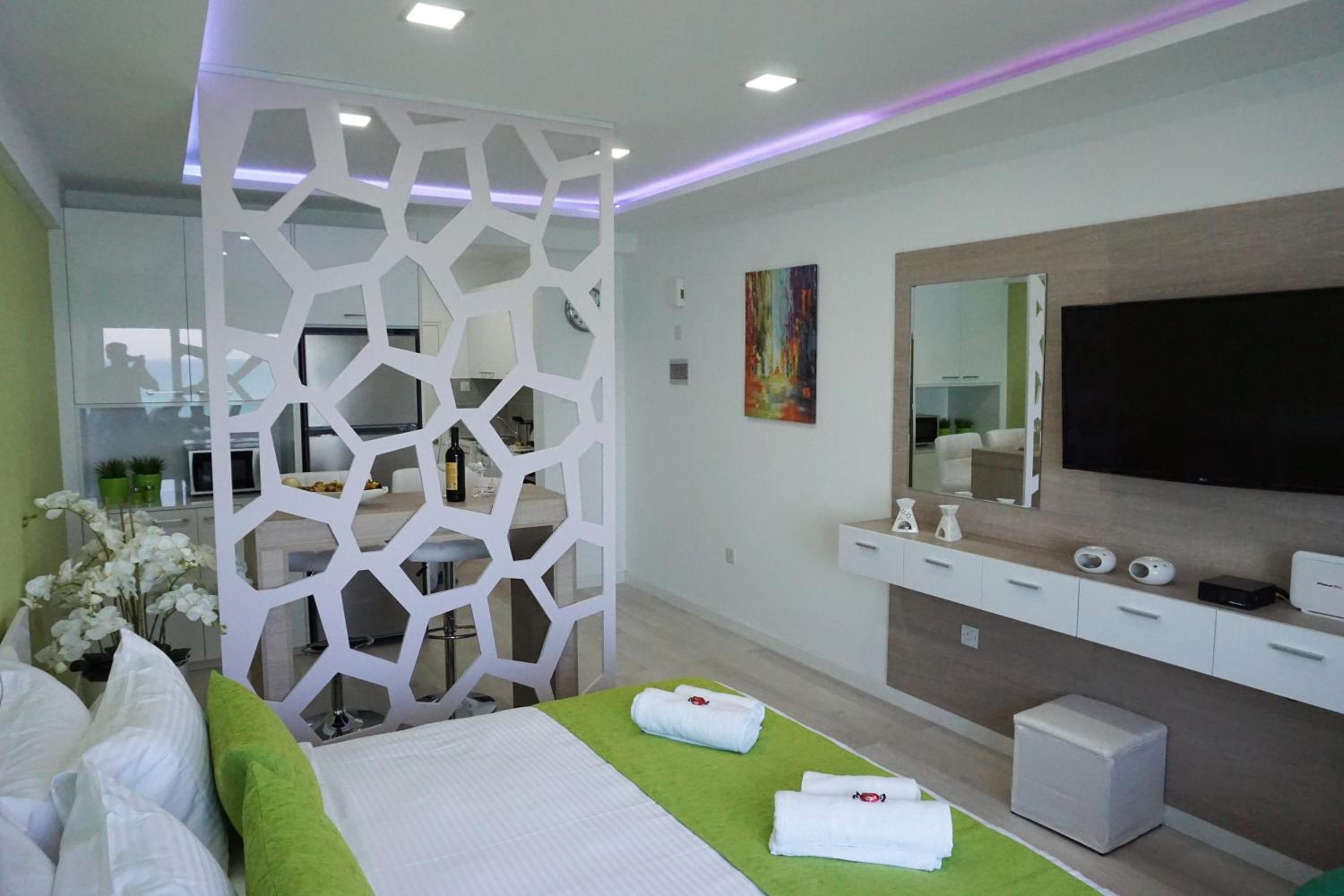 Studio Apartment with Sea View - Photo 14