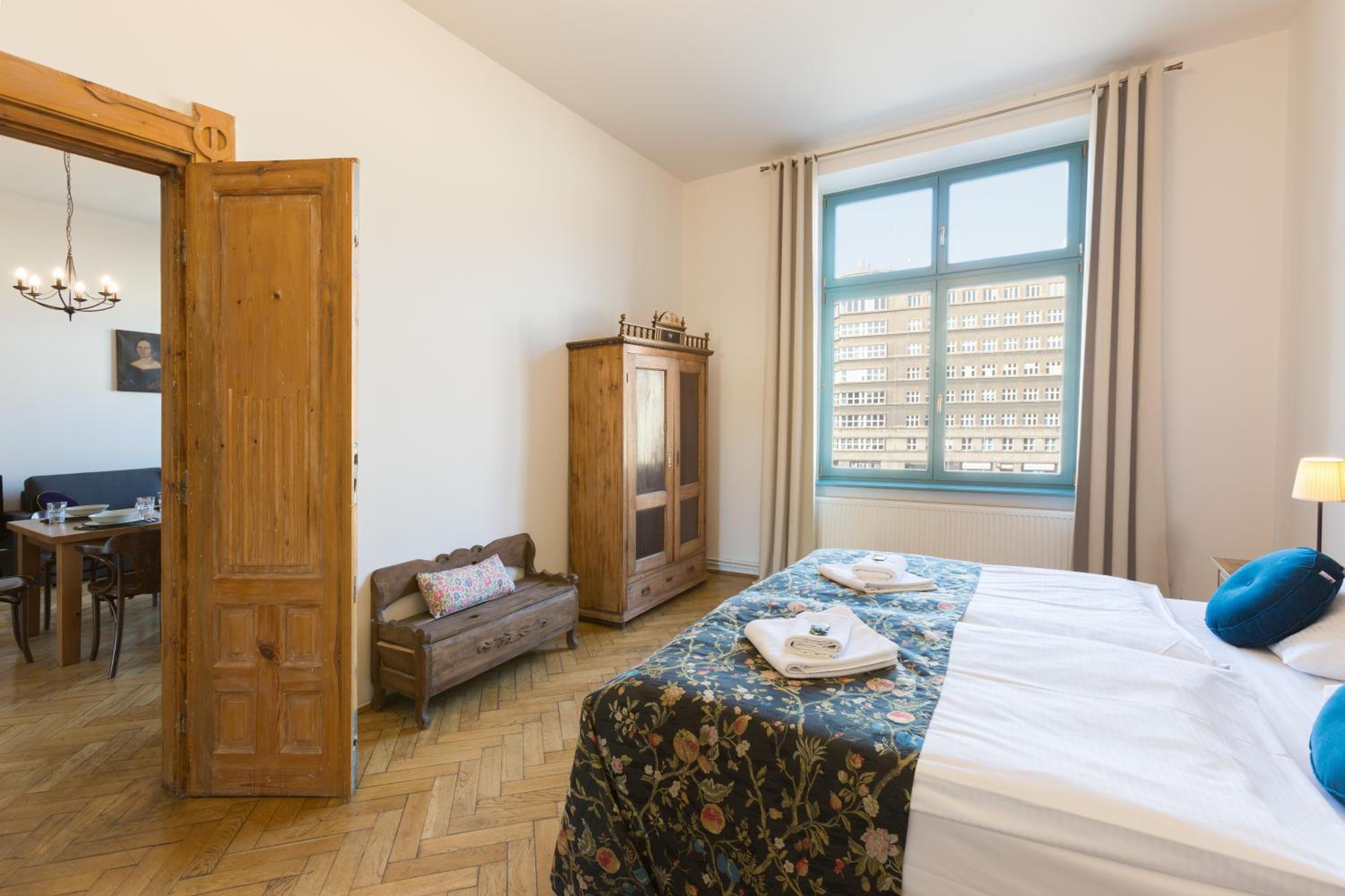 Four-Bedroom Apartment (10 Adults) photo 3