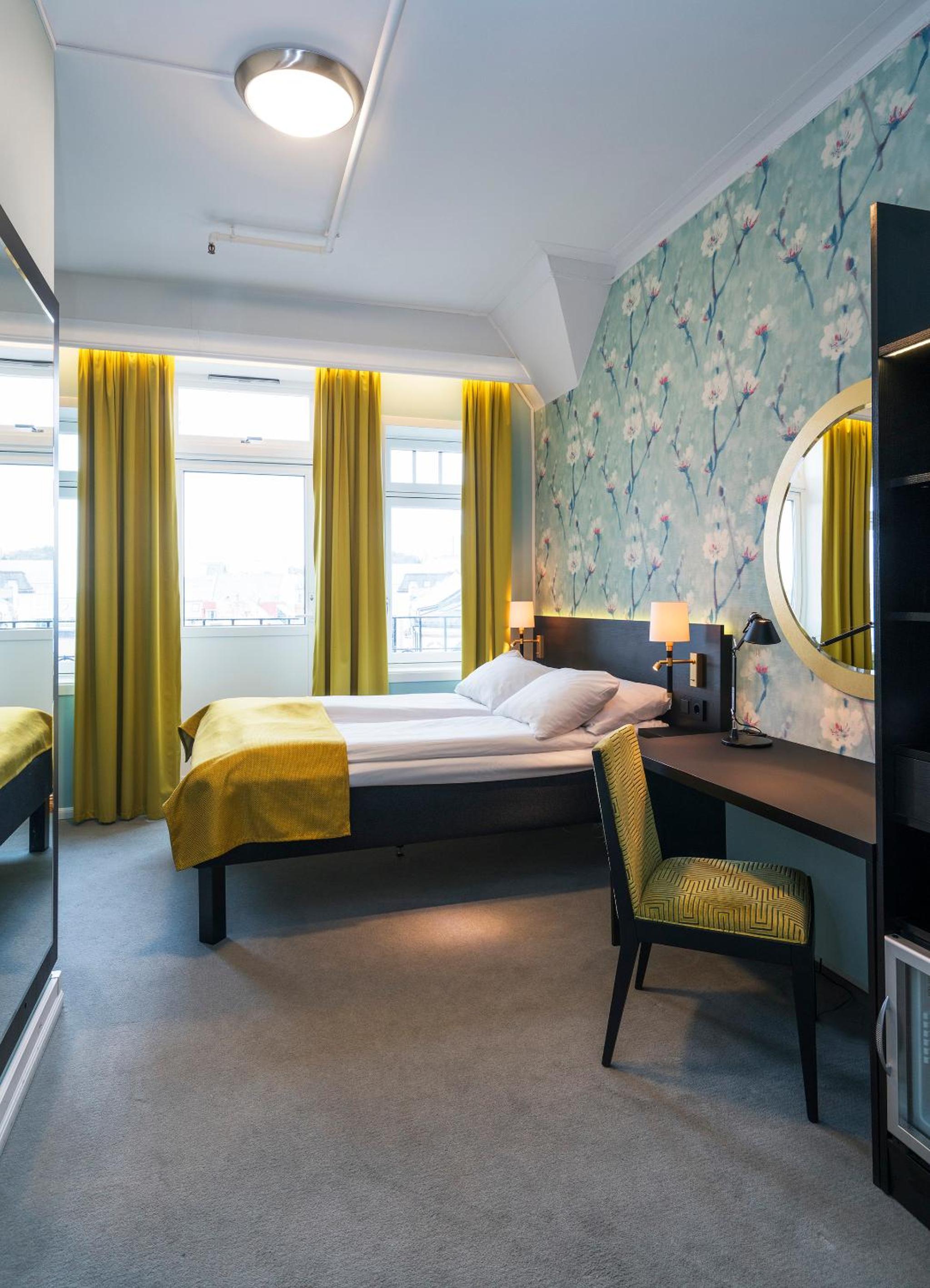 Standard Queen Room photo 1