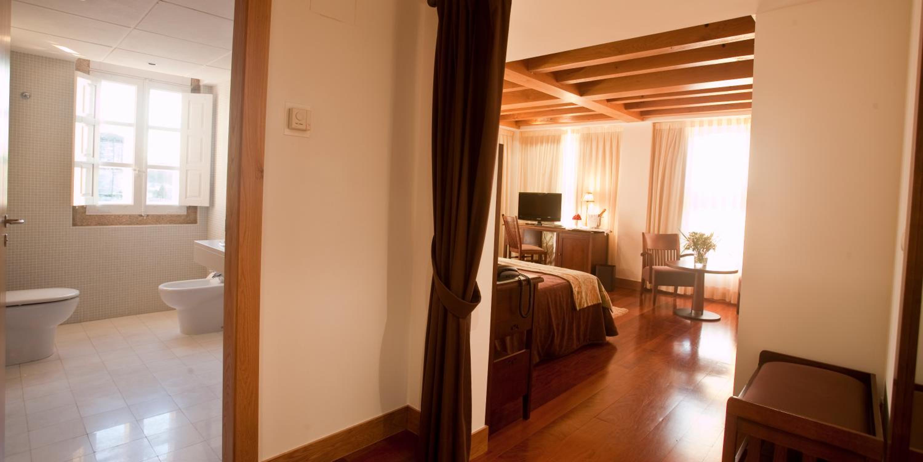 Superior Twin Room - Photo 2