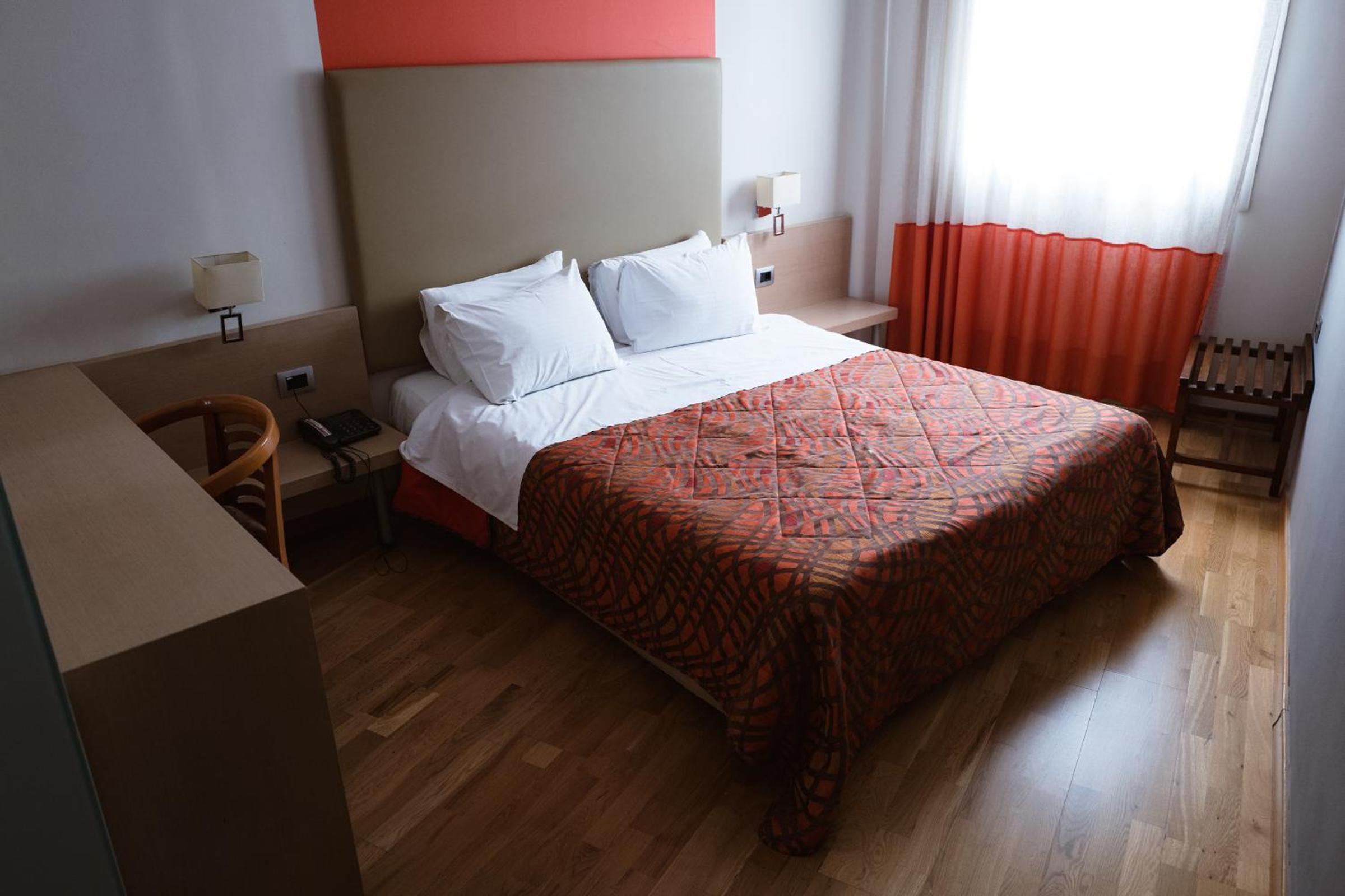 Double or twin room with Fortress View