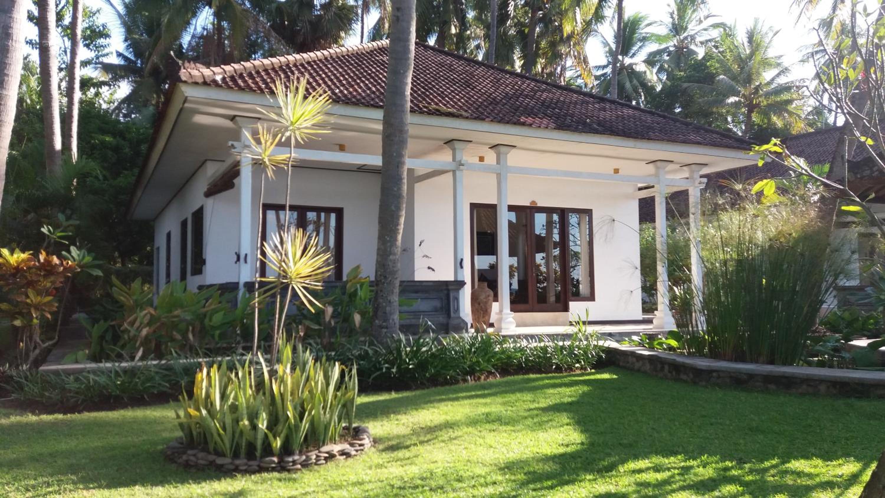 Three-Bedroom Villa - Photo 70