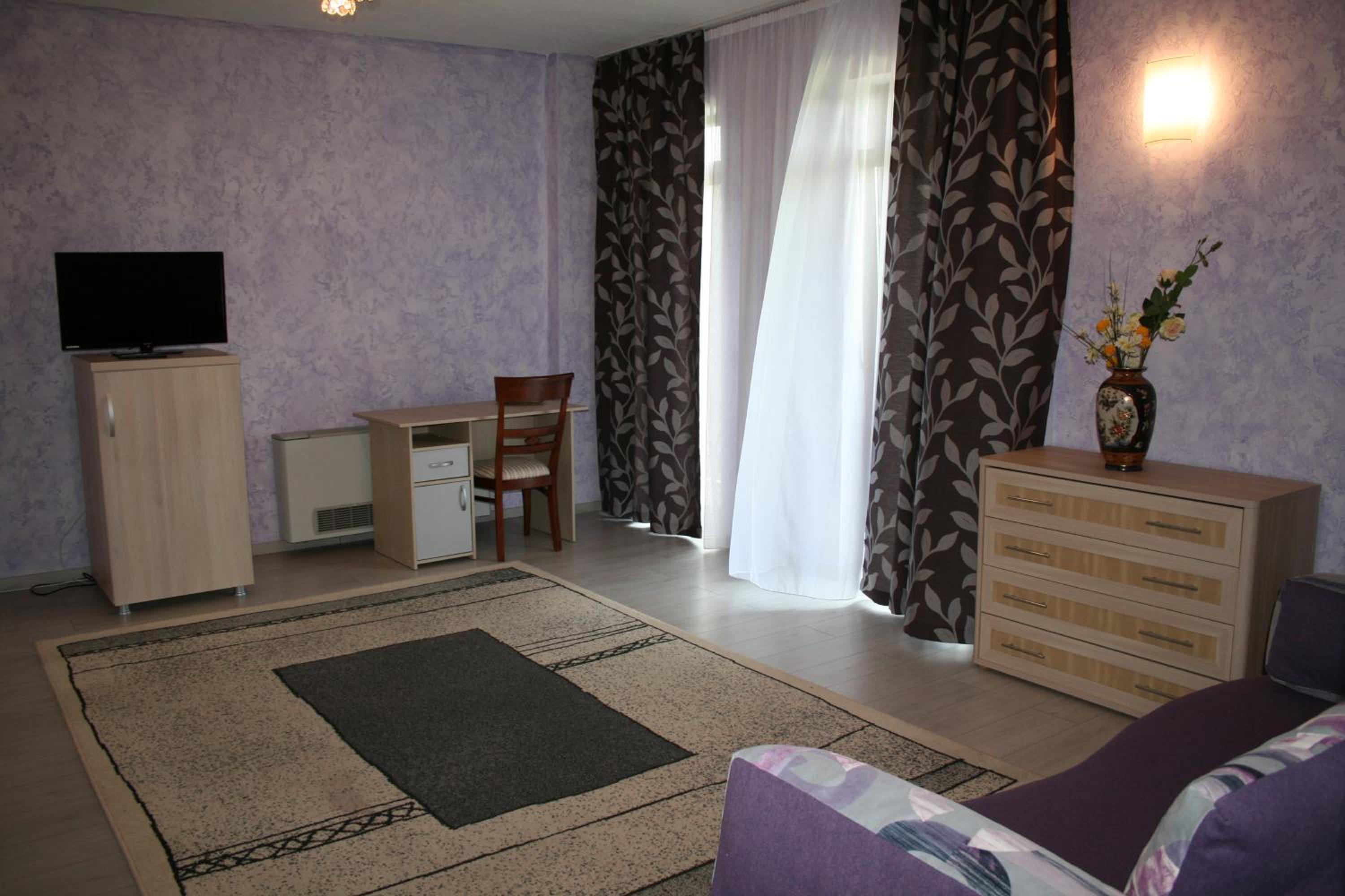 One-Bedroom Suite photo 3