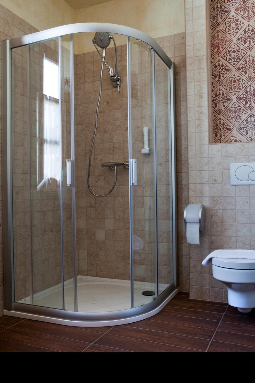 Double Room - Photo 5