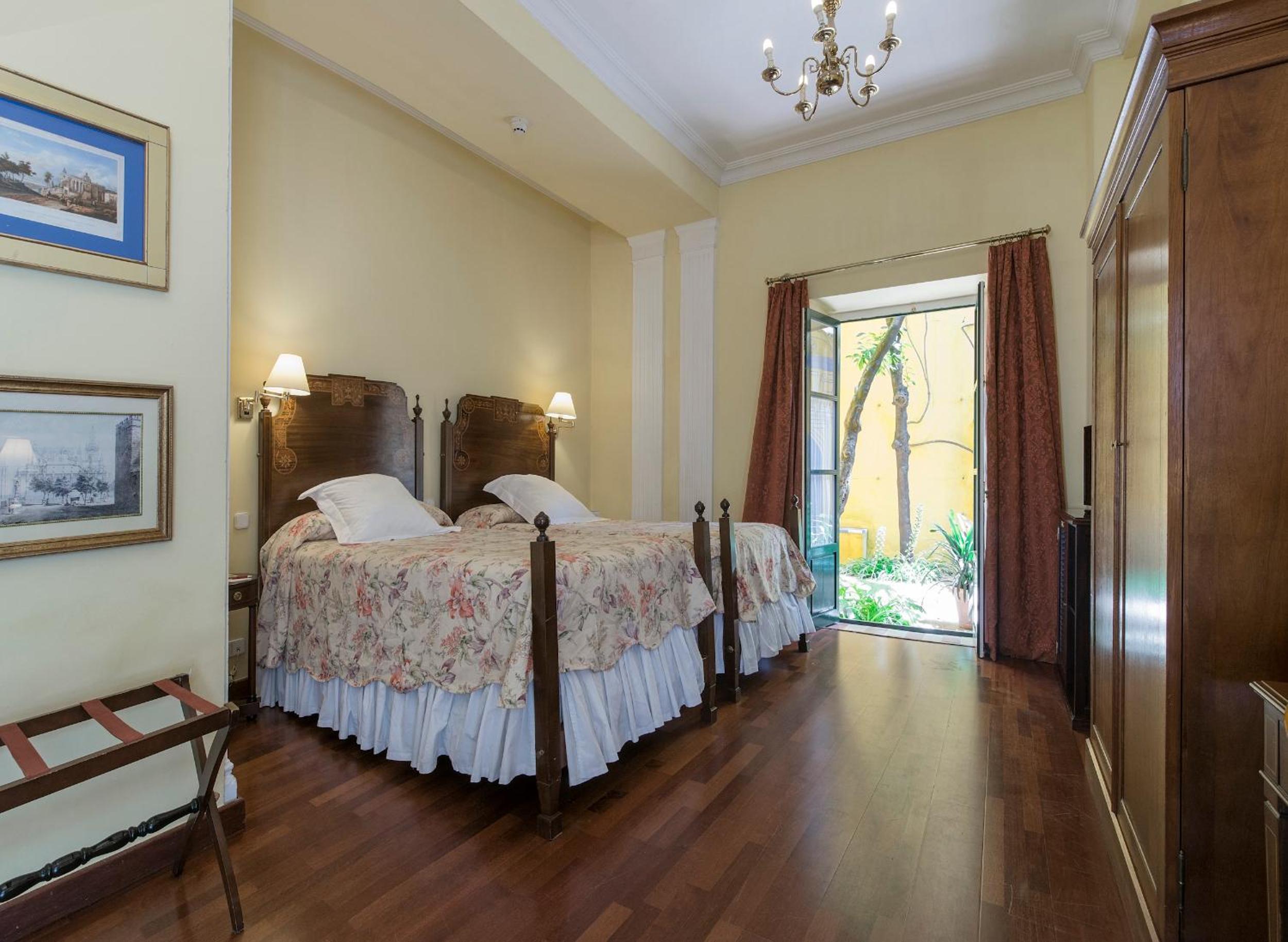 Superior Double Room - Photo 4