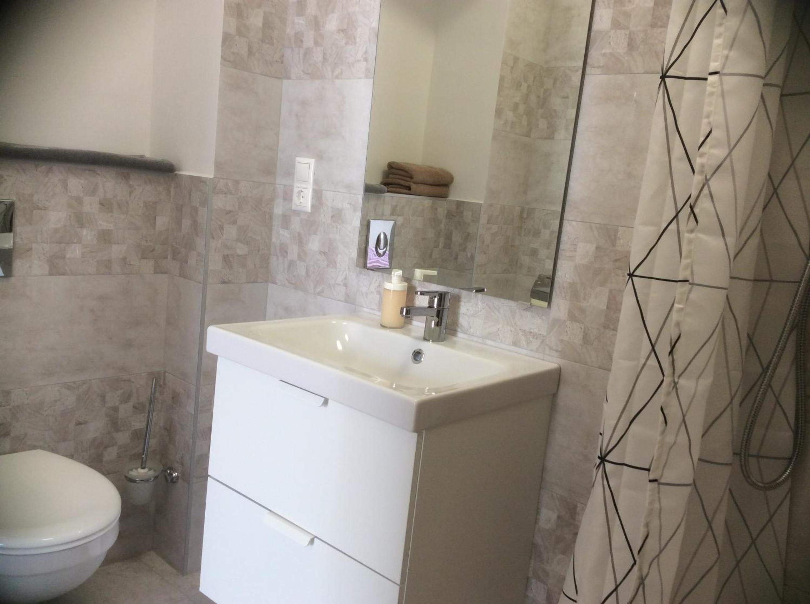 Apartment - Photo 4