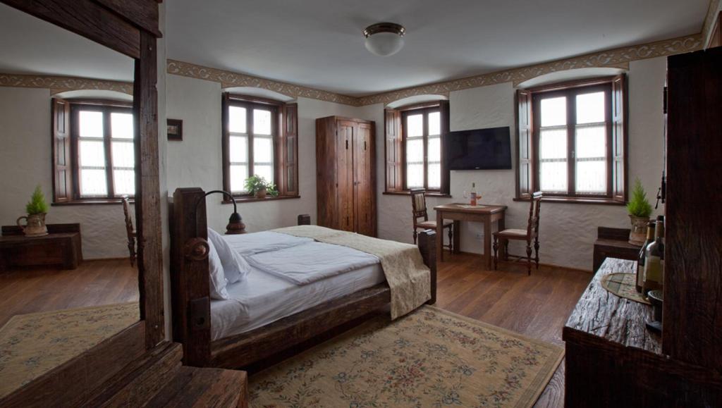 Triple Room - Photo 2