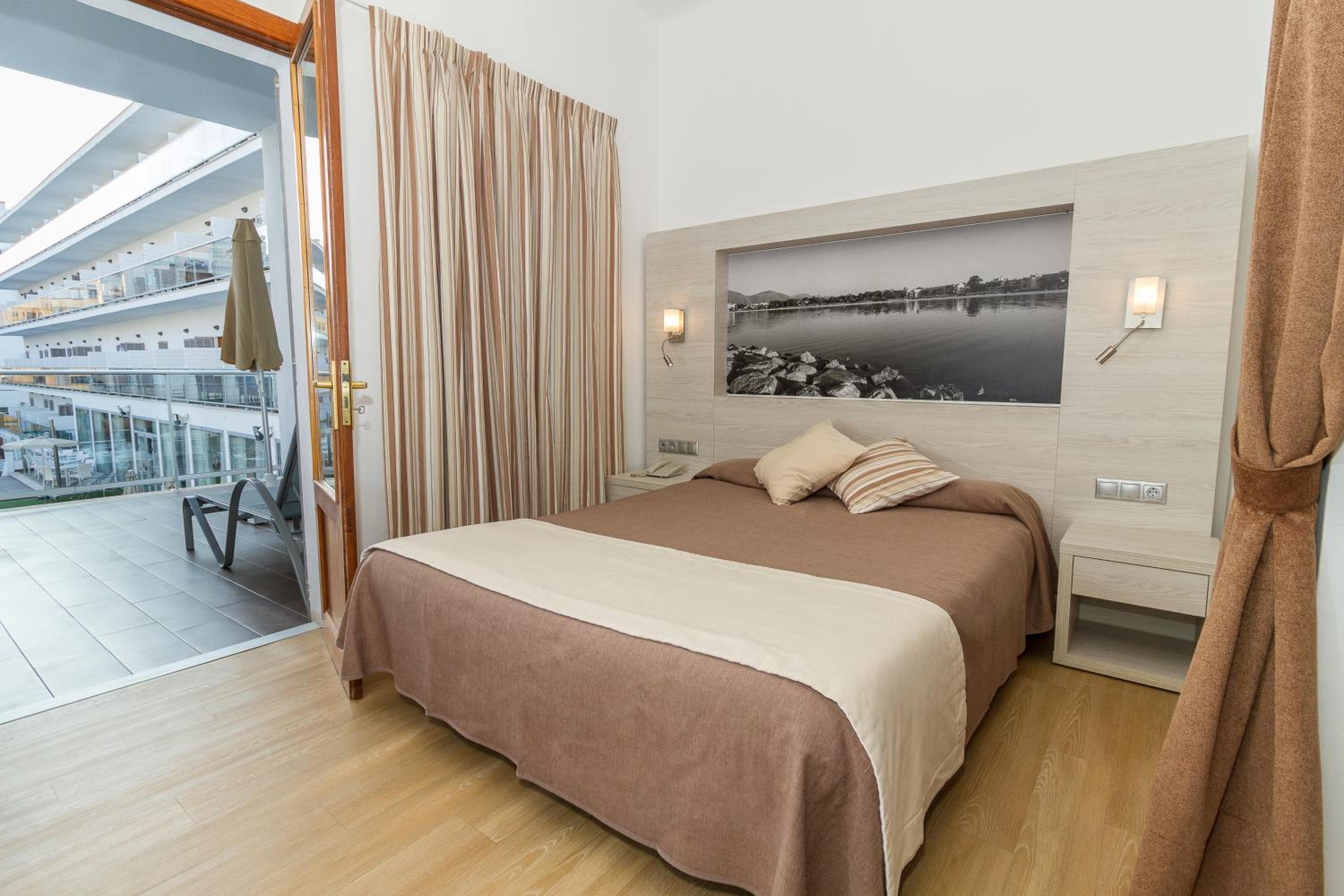 Suite Junior (2 Adultos)