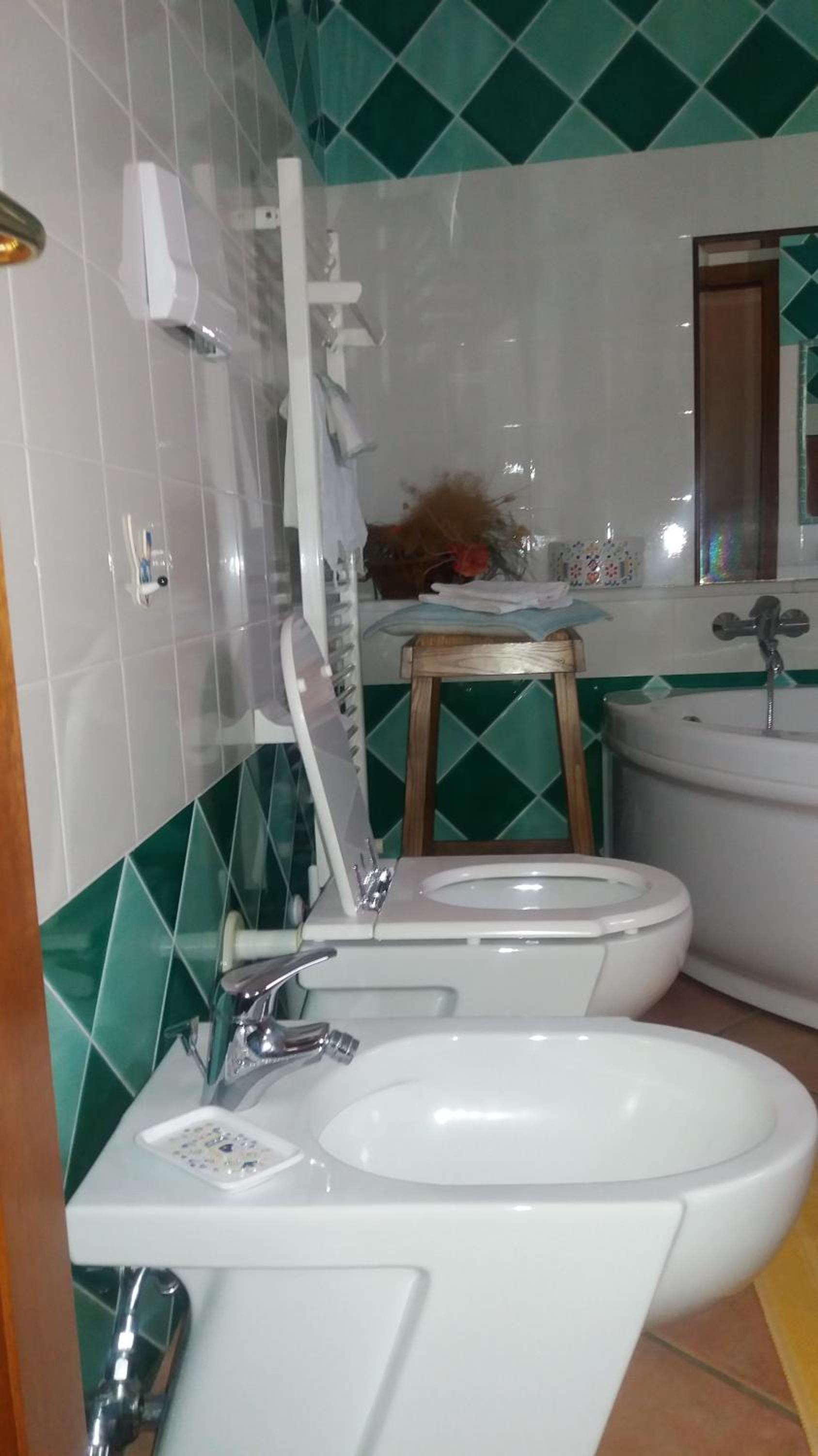 Budget Double or Twin Room - Photo 6